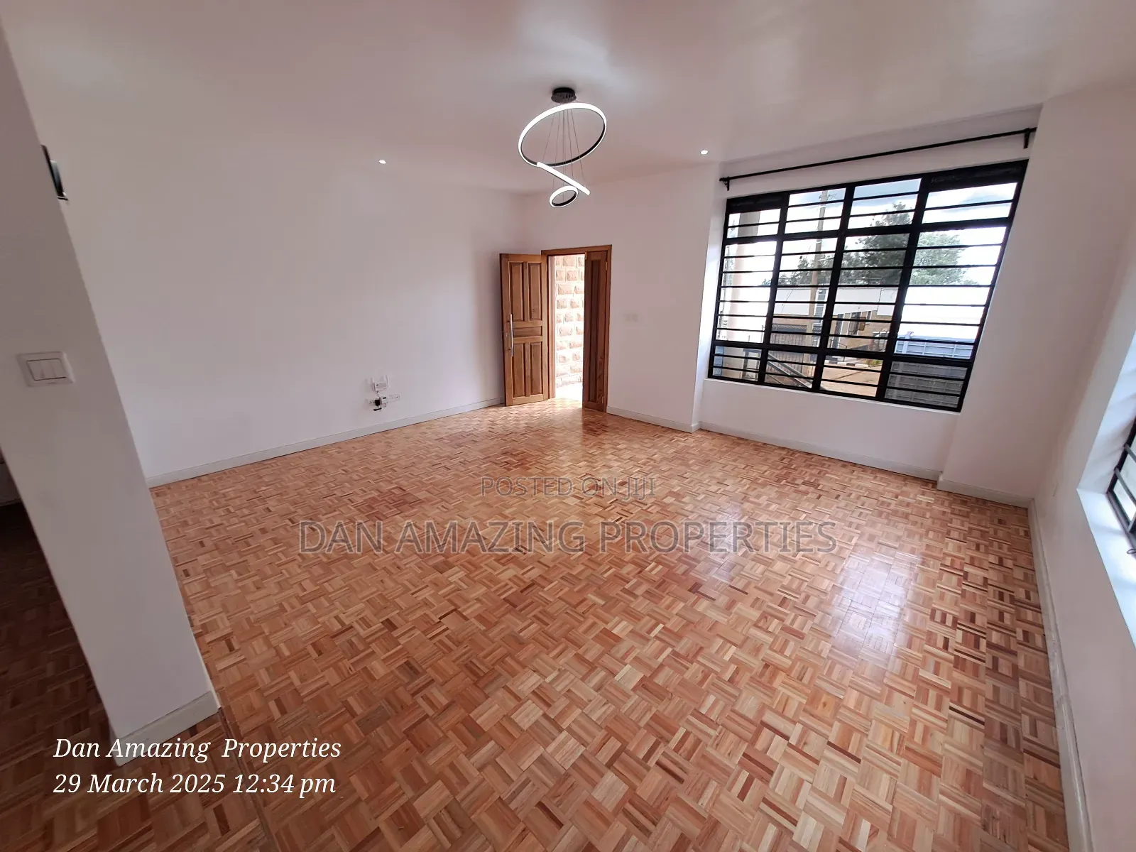 10bdrm Mansion in 46 Rooftop Plus Gym, Ngong for sale