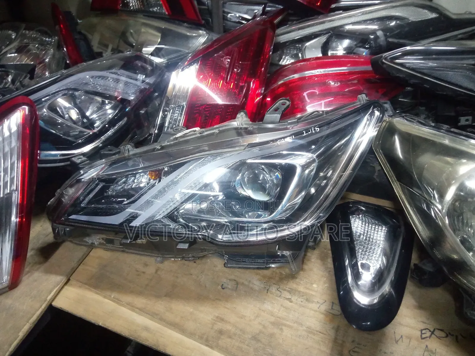 Crown Headlight 2015/2016/2017