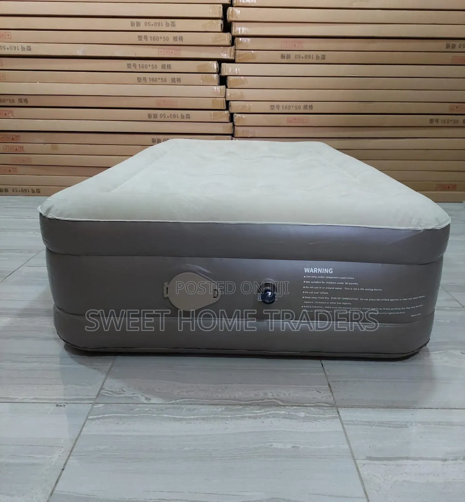 *Inflatable Airbed Mattress With in Built Pump
