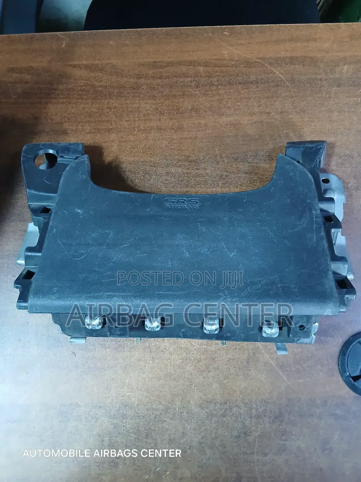 Outlander Mk3 Knee Airbag