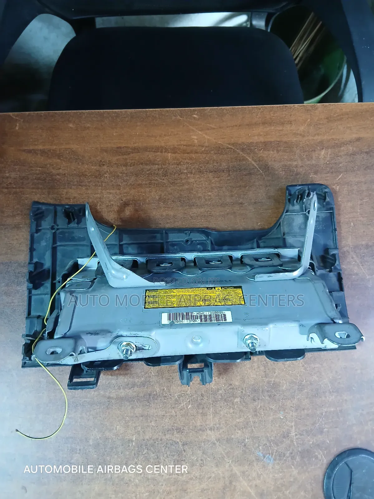 Toyota Vitz Knee Airbag
