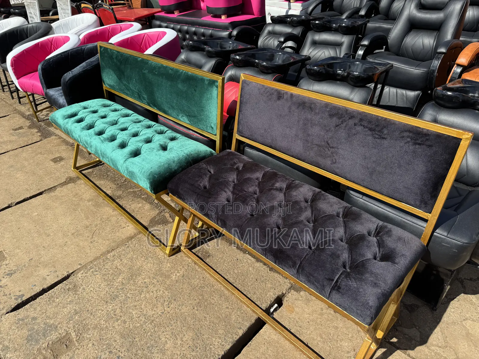 Black Velvet Waiting Chair/Bench