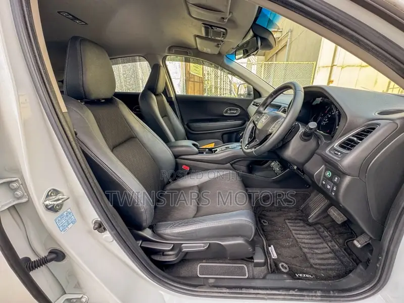 Honda Vezel 1.5 Hybrid 2WD 2018 White