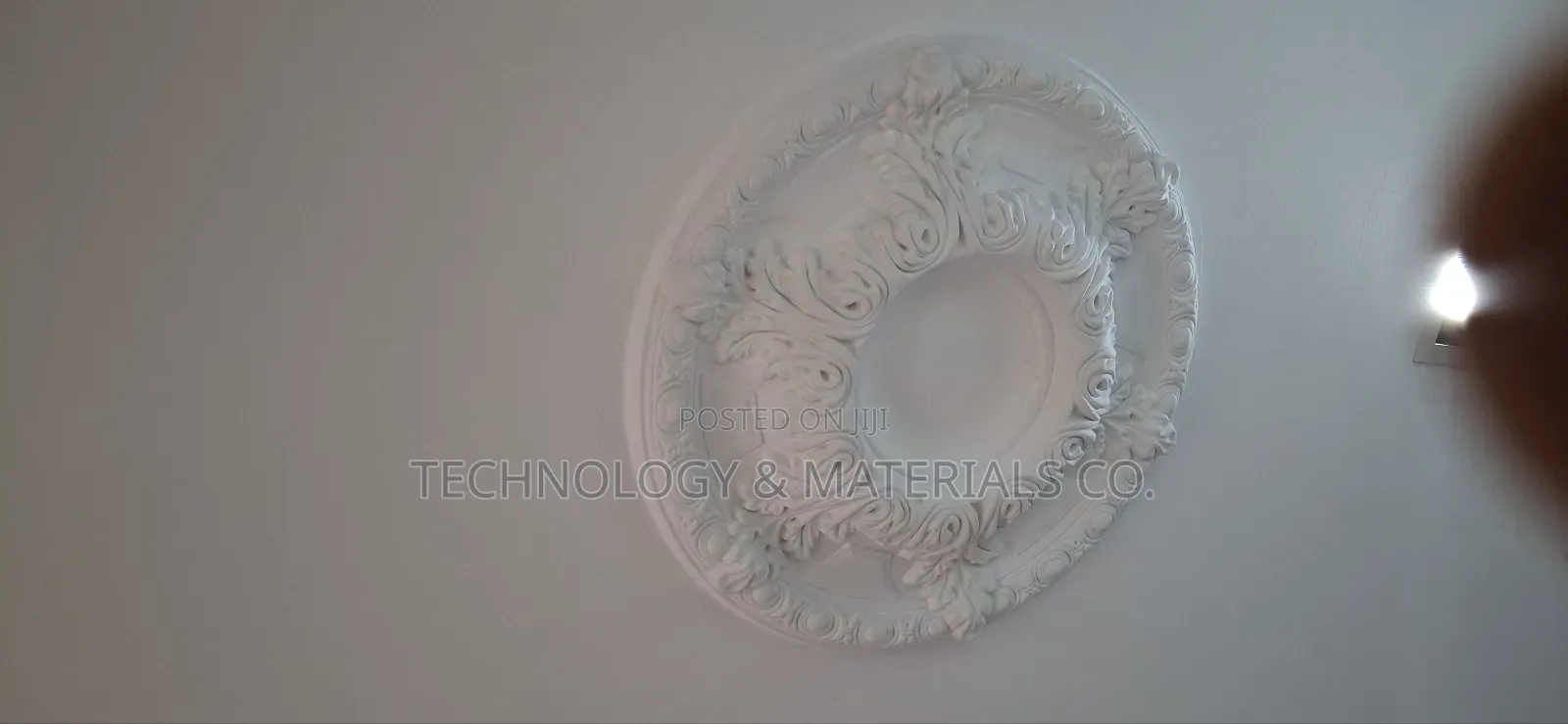 Medallions-F043