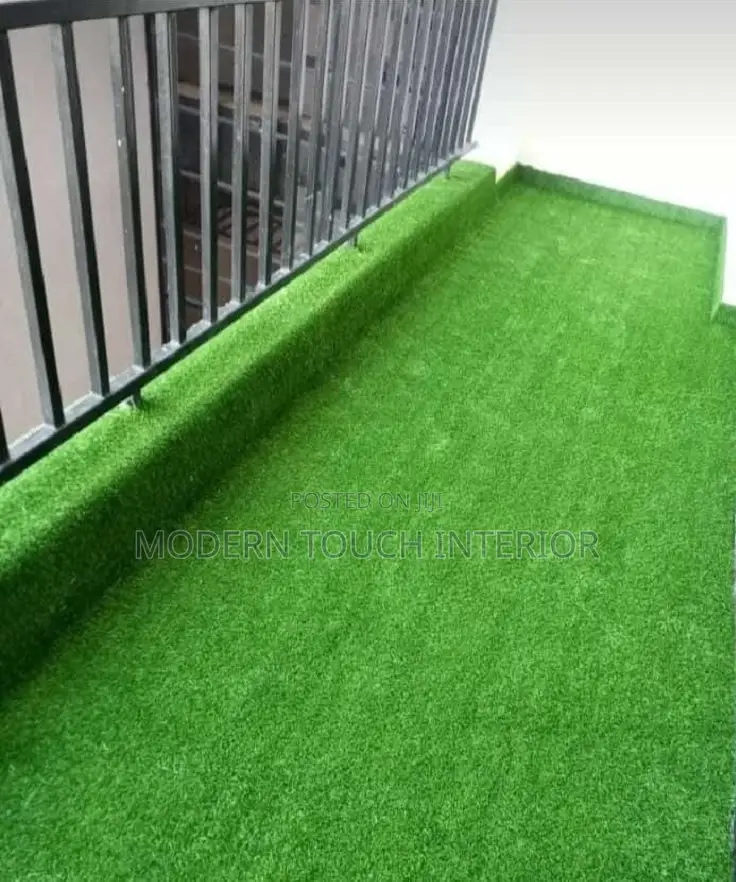 Lush Green Grass Carpet