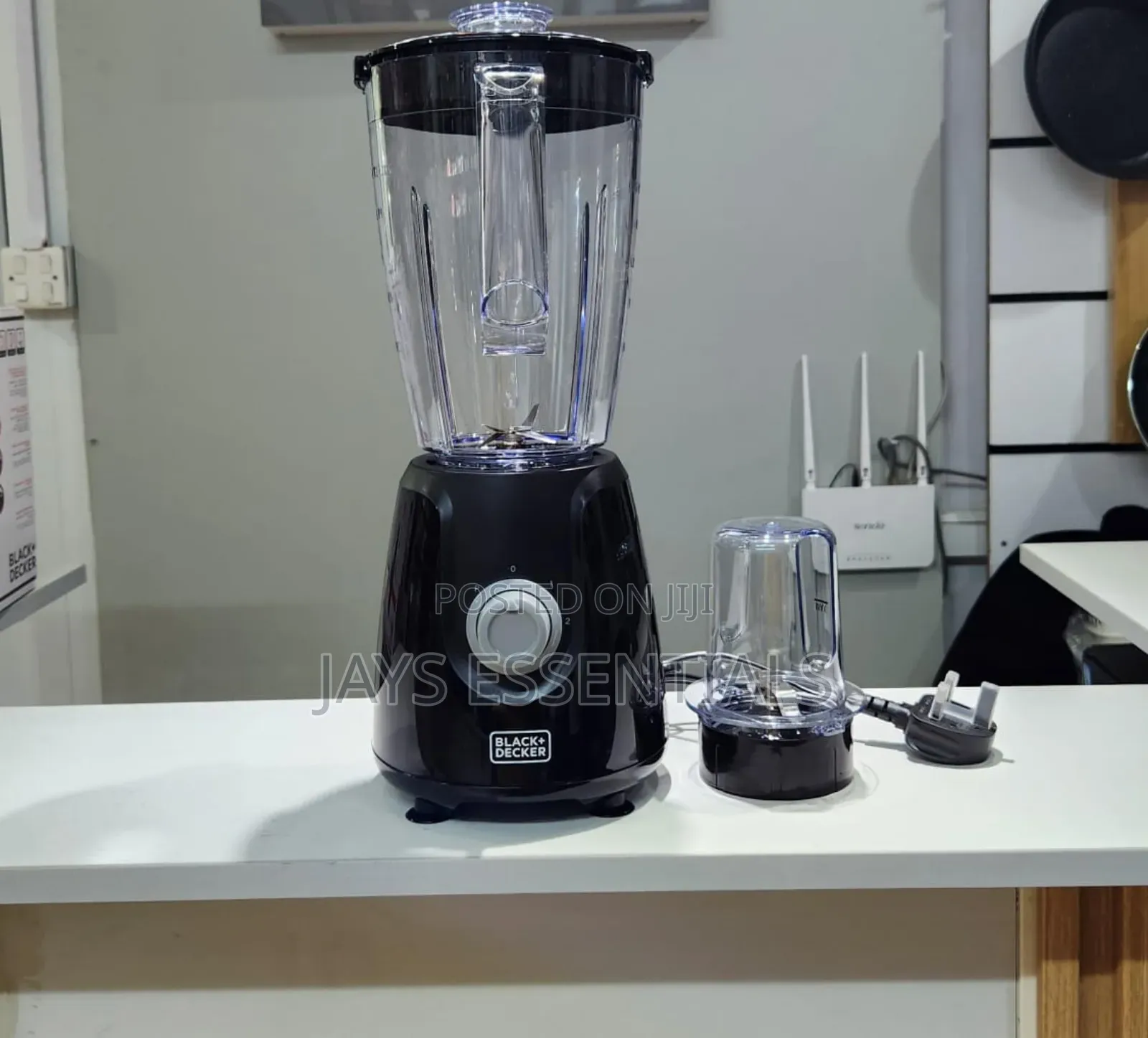 Black Decker Blender With Grinding Mill