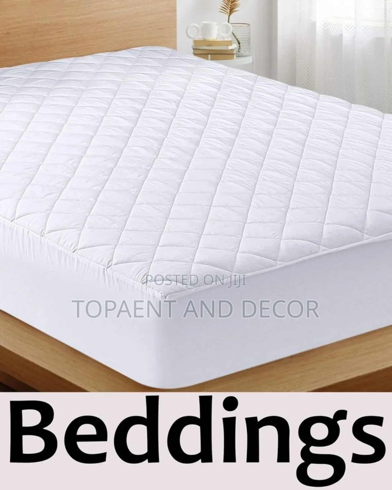 White and Smart Mattress Protector