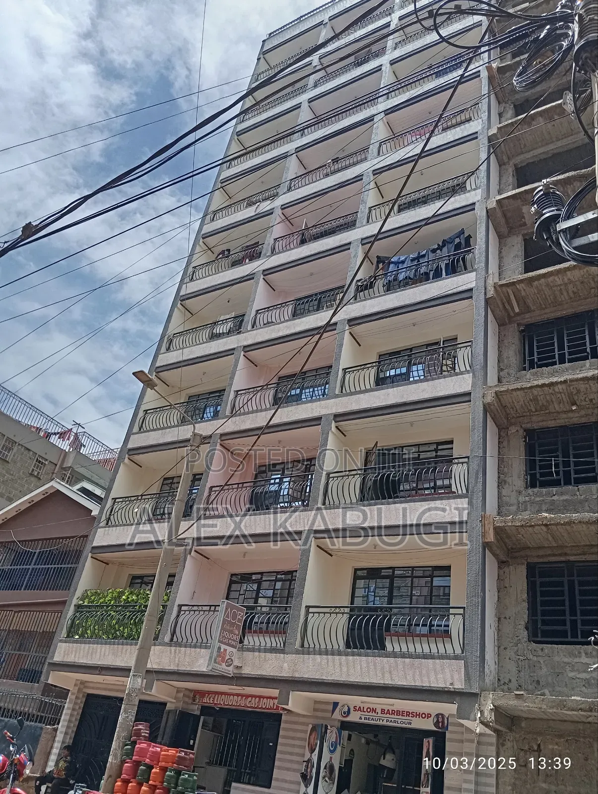1bdrm Block of Flats in Kasarani, Seasons Estate for sale