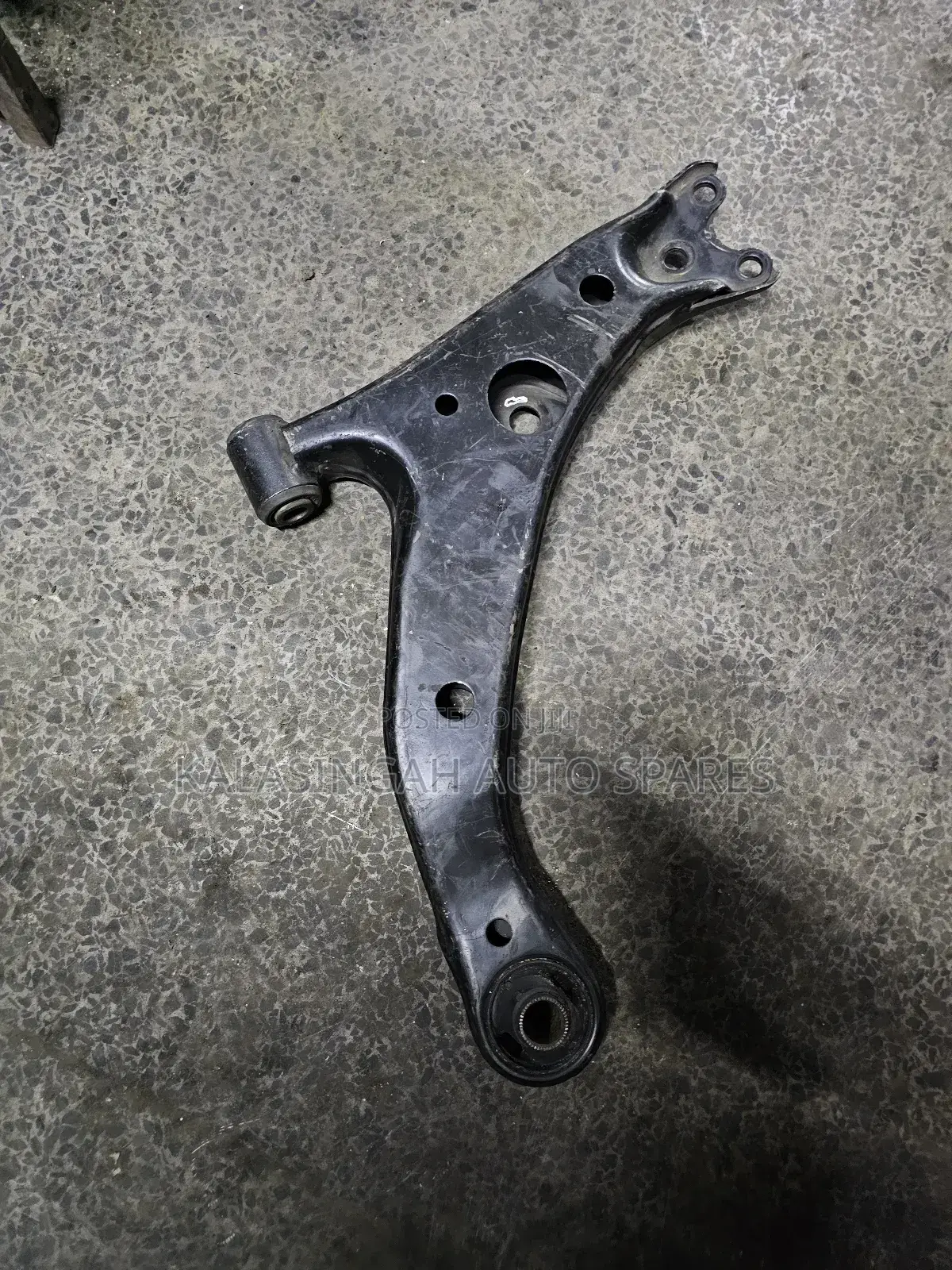 Control Arm Premio Nyoka
