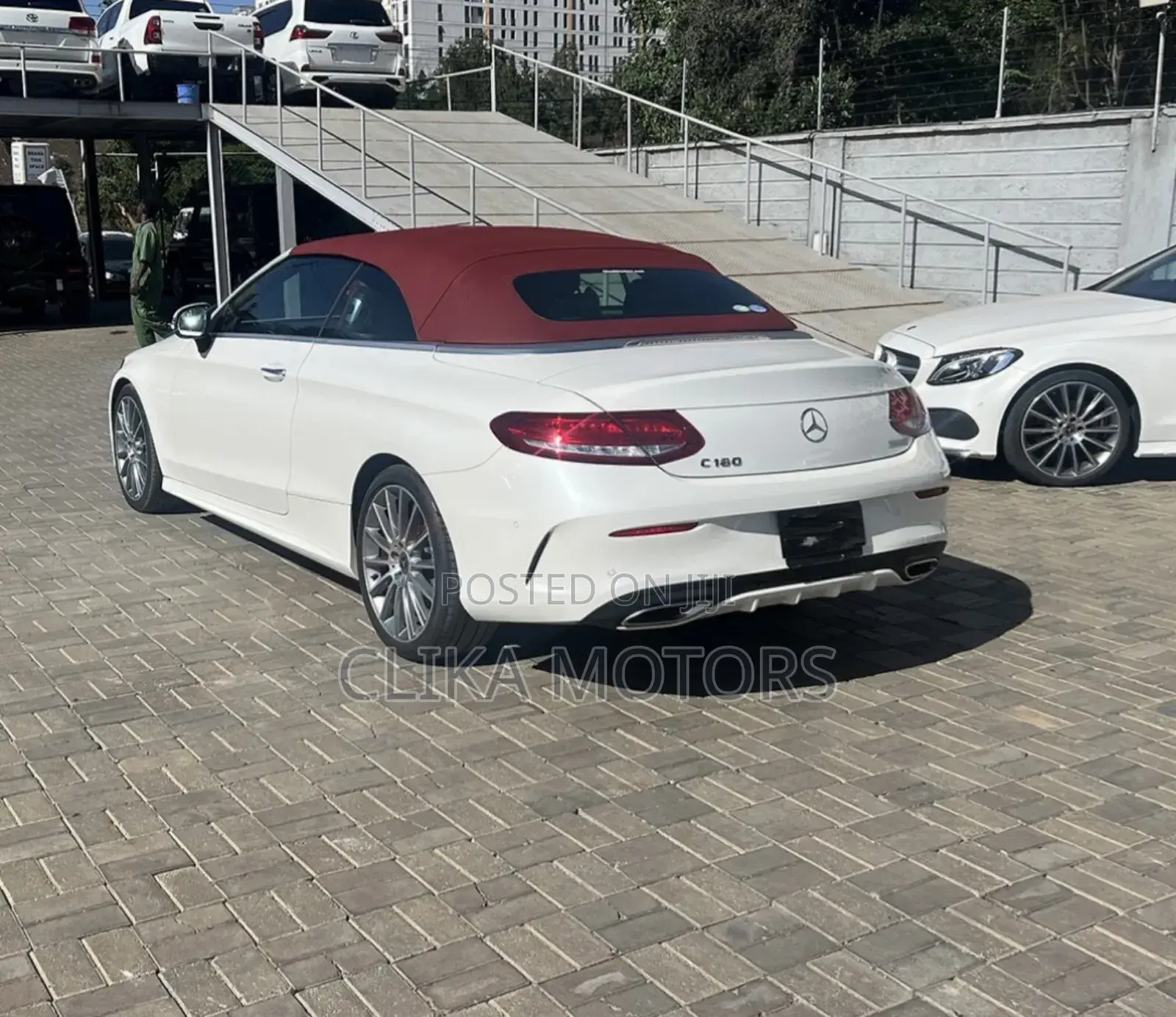 Mercedes-Benz C180 2018 Pearl