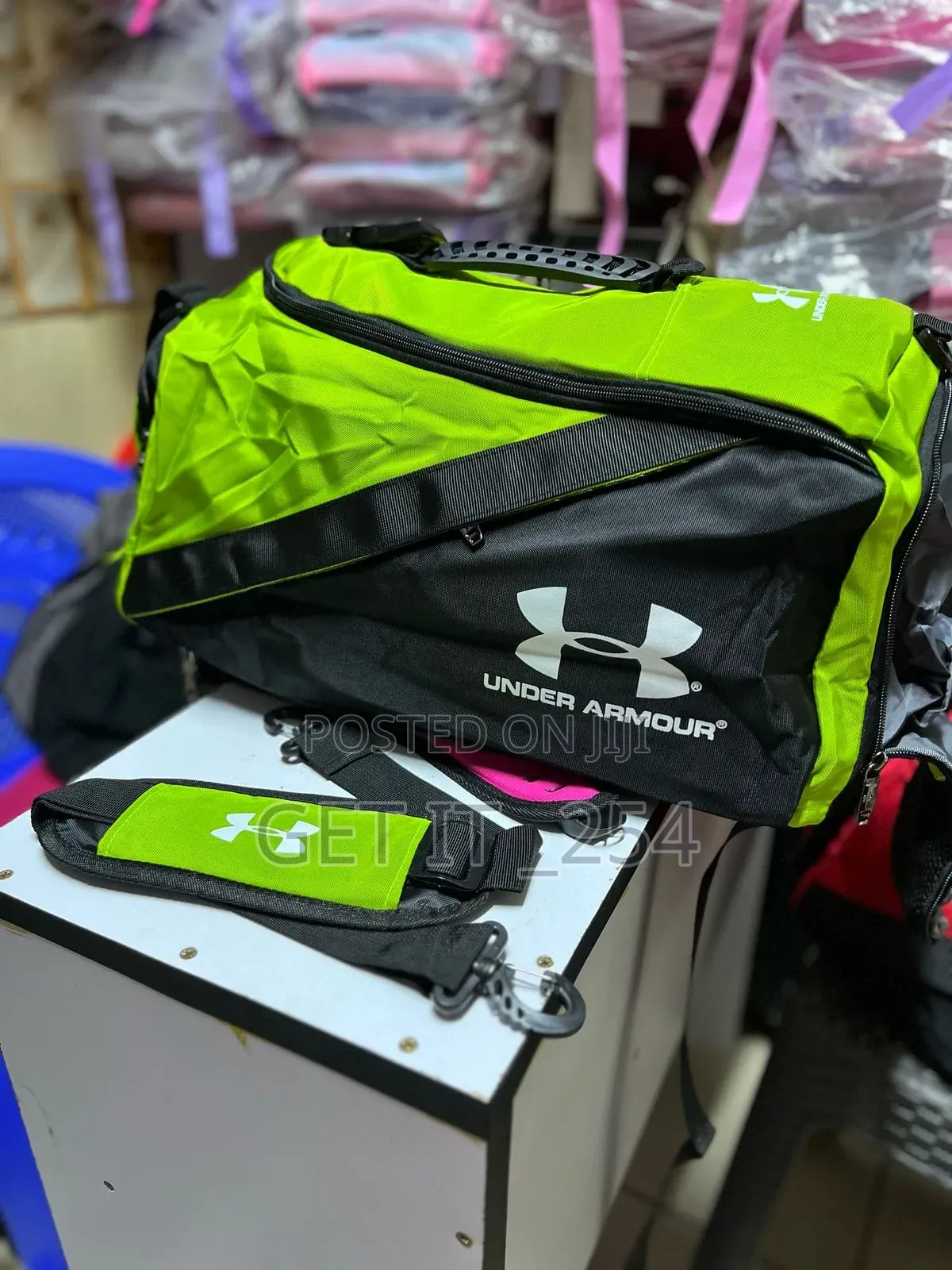 Under Armour Waterproof Sports/Gym Bags,Travel Duffle Bags