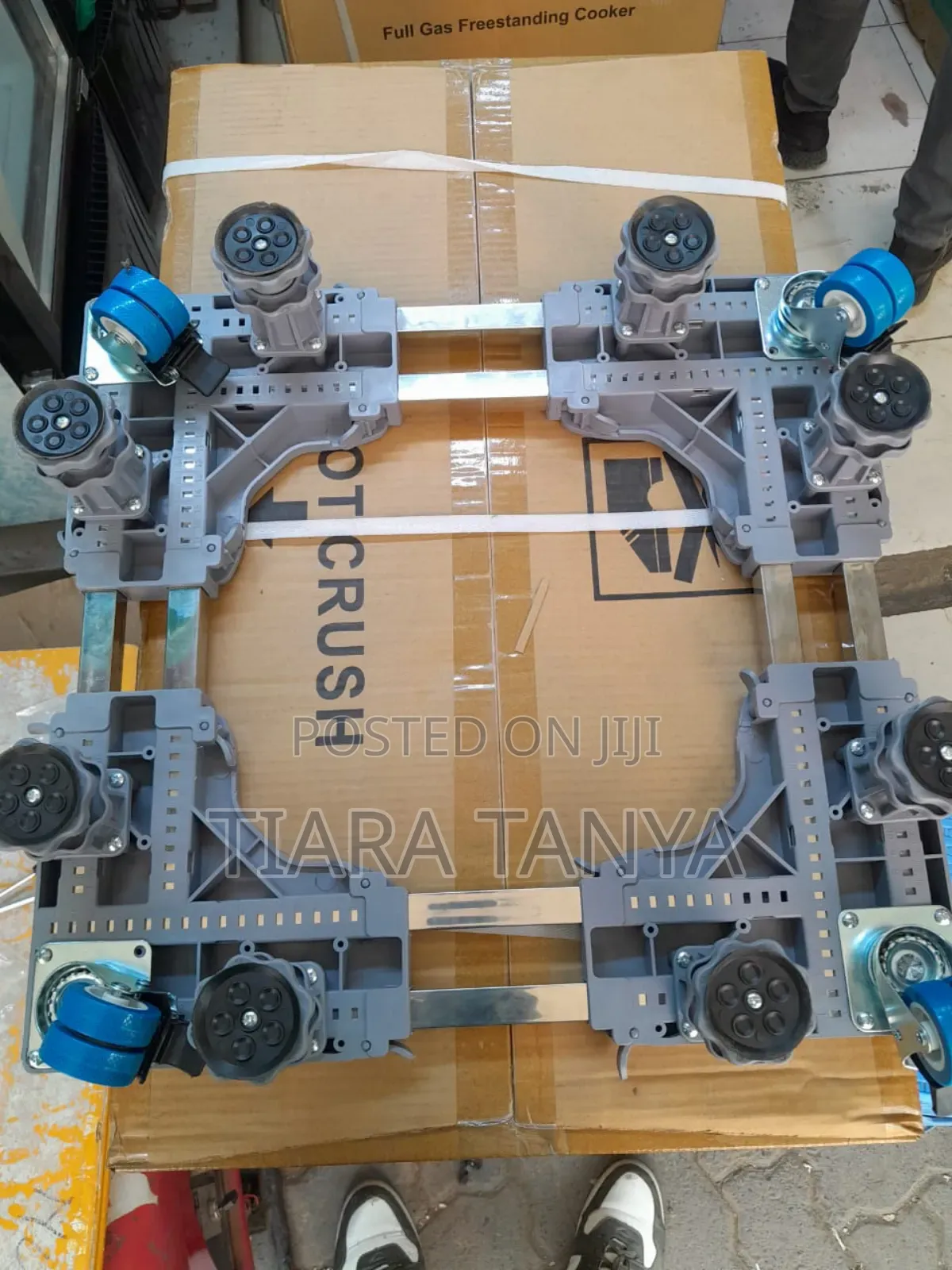 Heavy Duty Adjustable Base Stand