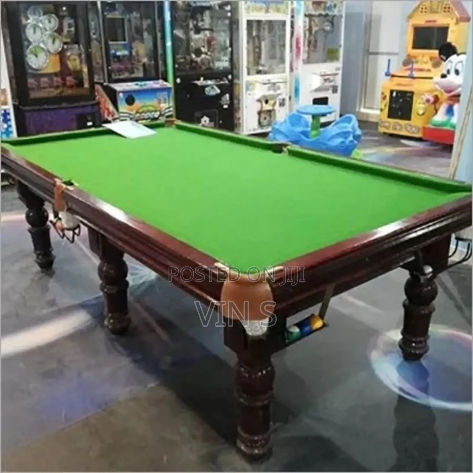 Snooker Table[Snookér Tablè<Snookêr Tablê+Snookěr Tablě