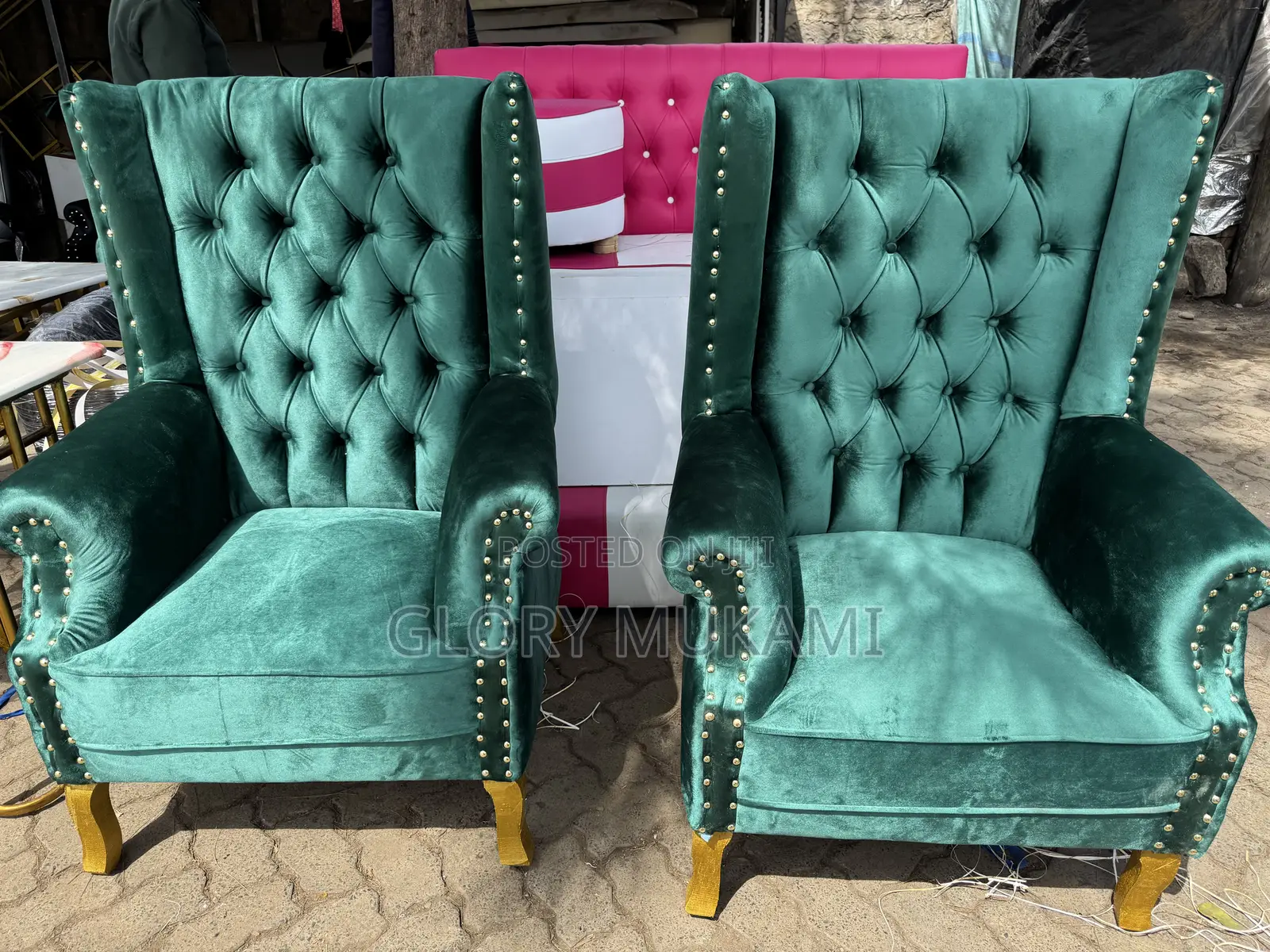 King Size Manicure Chairs
