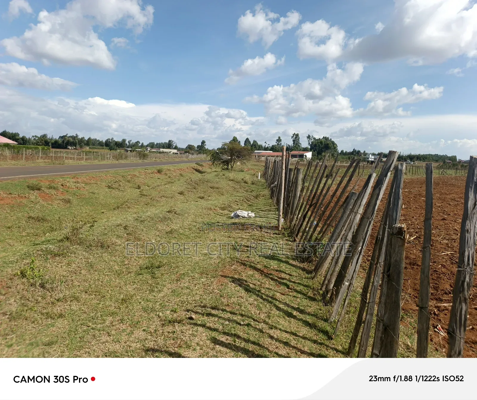 1/2 Acre Kiplombe Touching Tarmac With Title