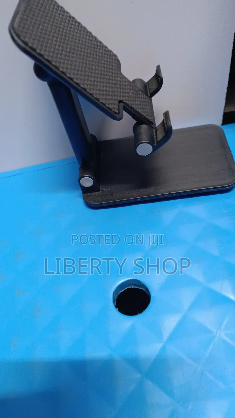 Strong Foldable Phone Holder Stand