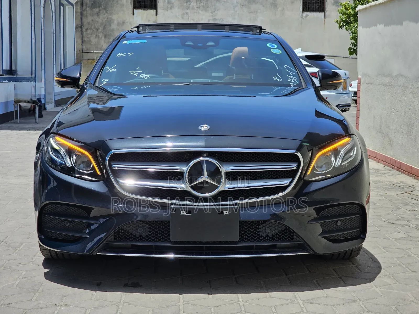 Mercedes-Benz E200 2019 Black