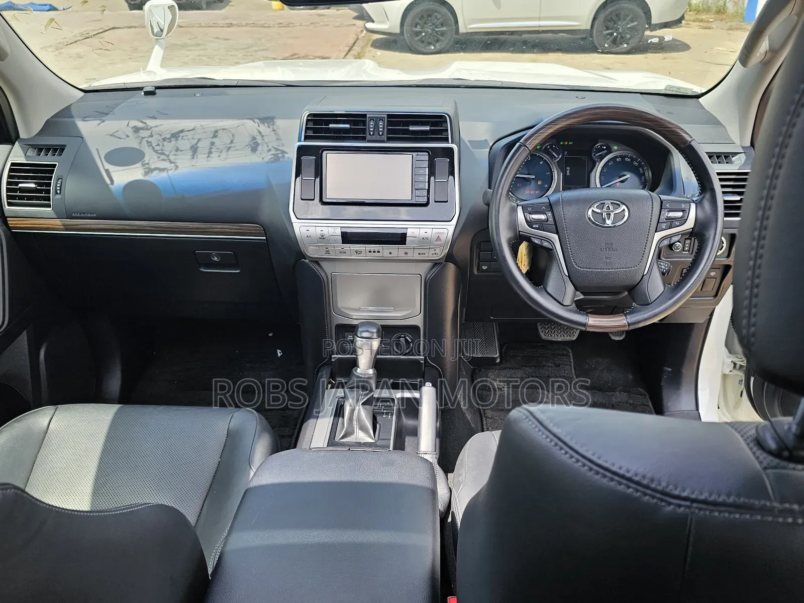Toyota Land Cruiser Prado 2.8 2018 White