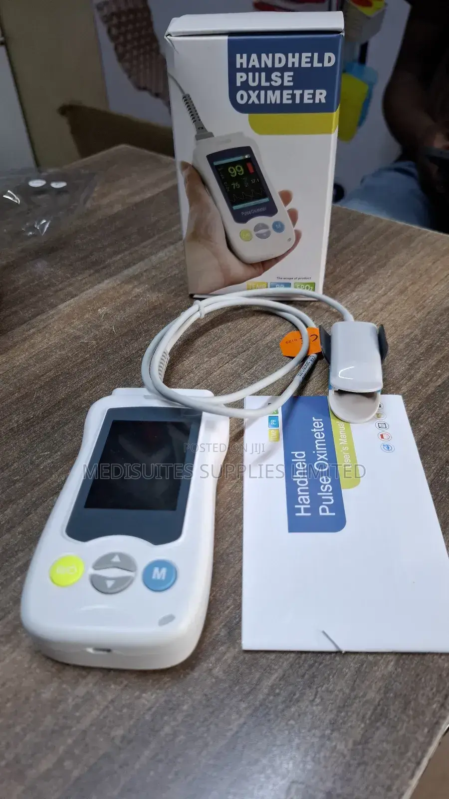 Handheld Pulse Oximeter With Adult Probe M