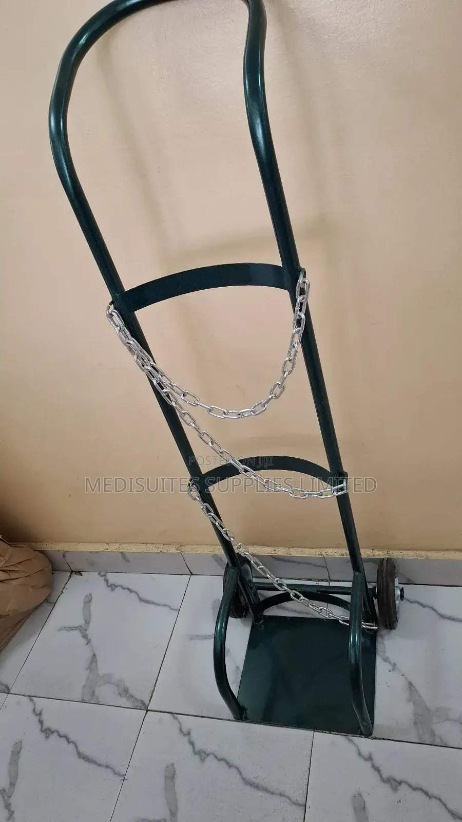 50ltrs Oxygen Cylinder Trolley.