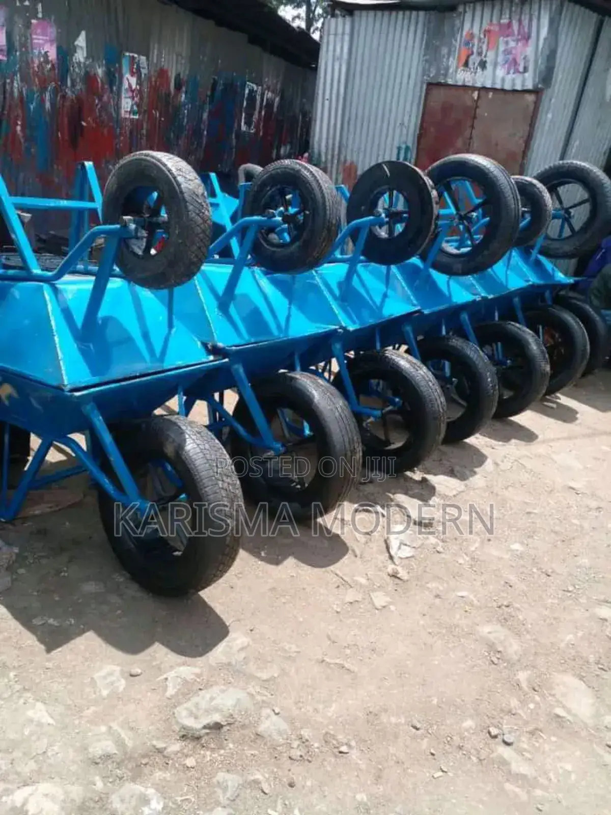 Heavy Duty Wheelbarrow