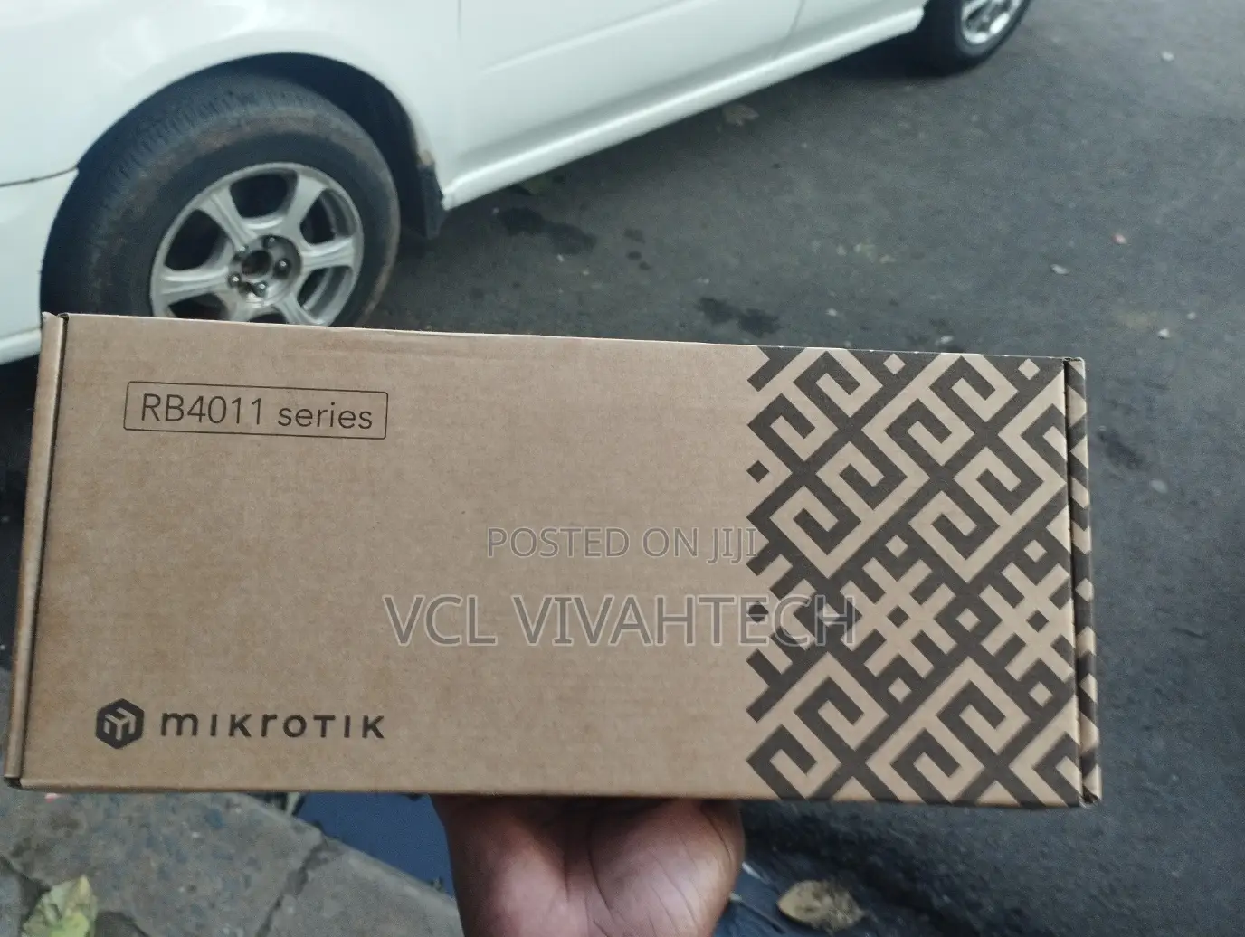 Mikrotik Routers and Wireless Rb4011