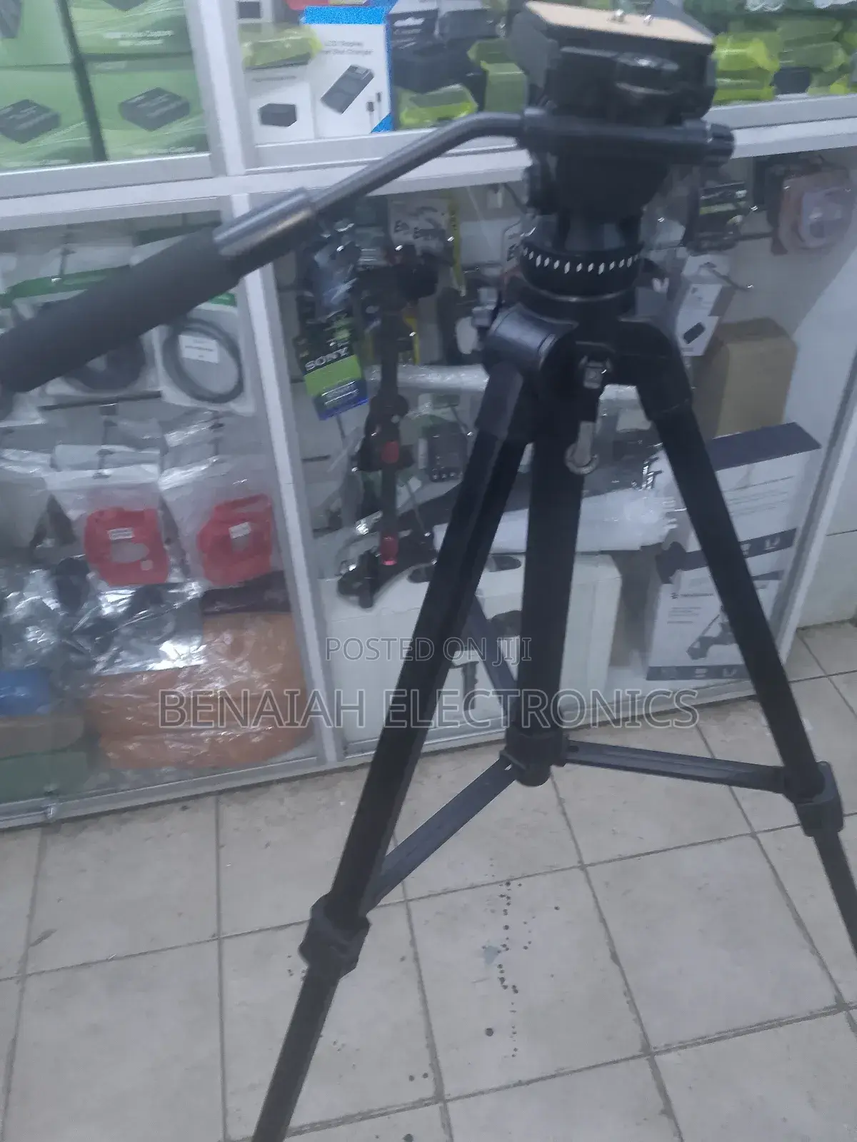Yuteng 880 Rm Heavy Duty Camera Tripod Stand