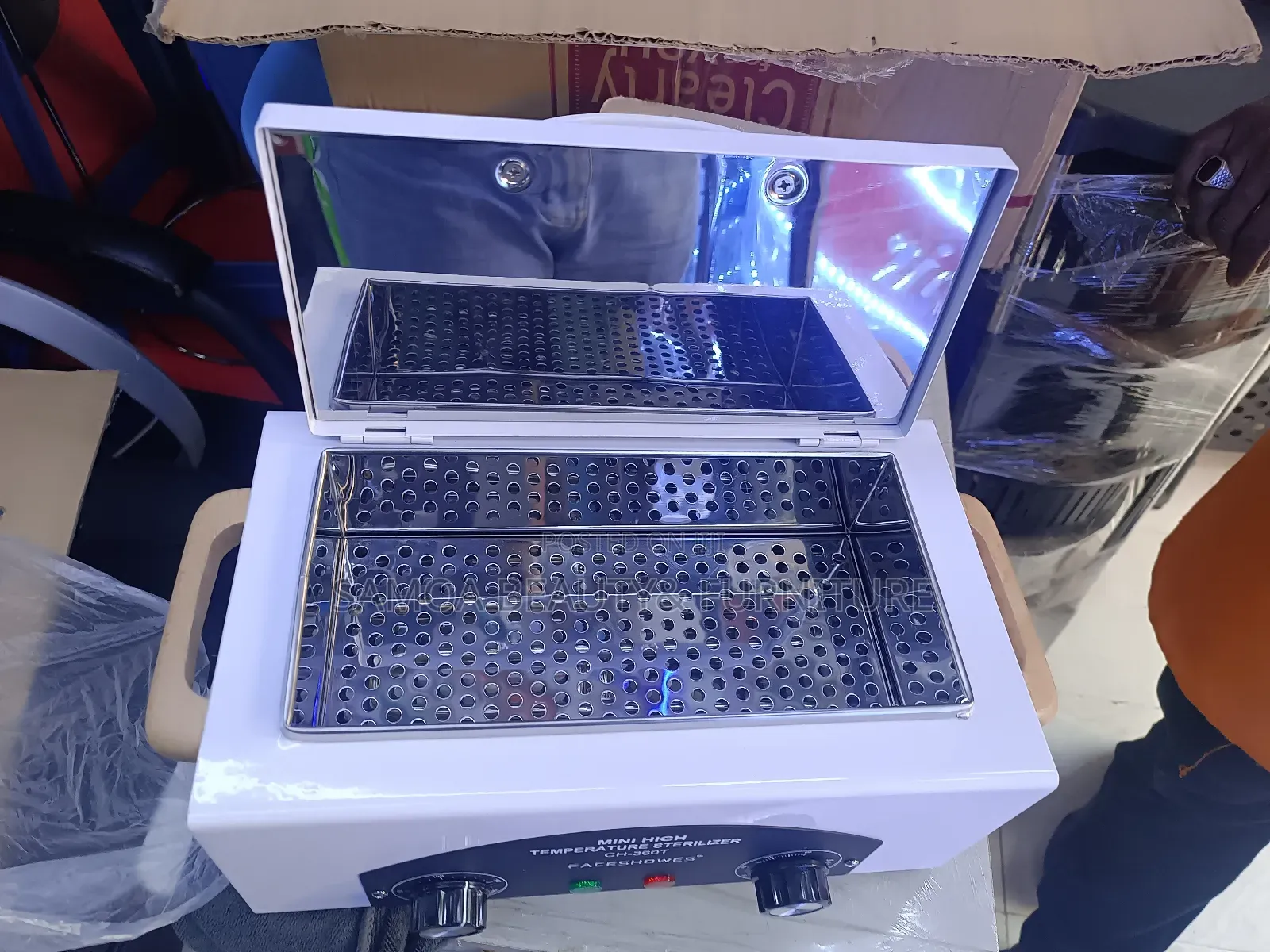Sanitizing Box