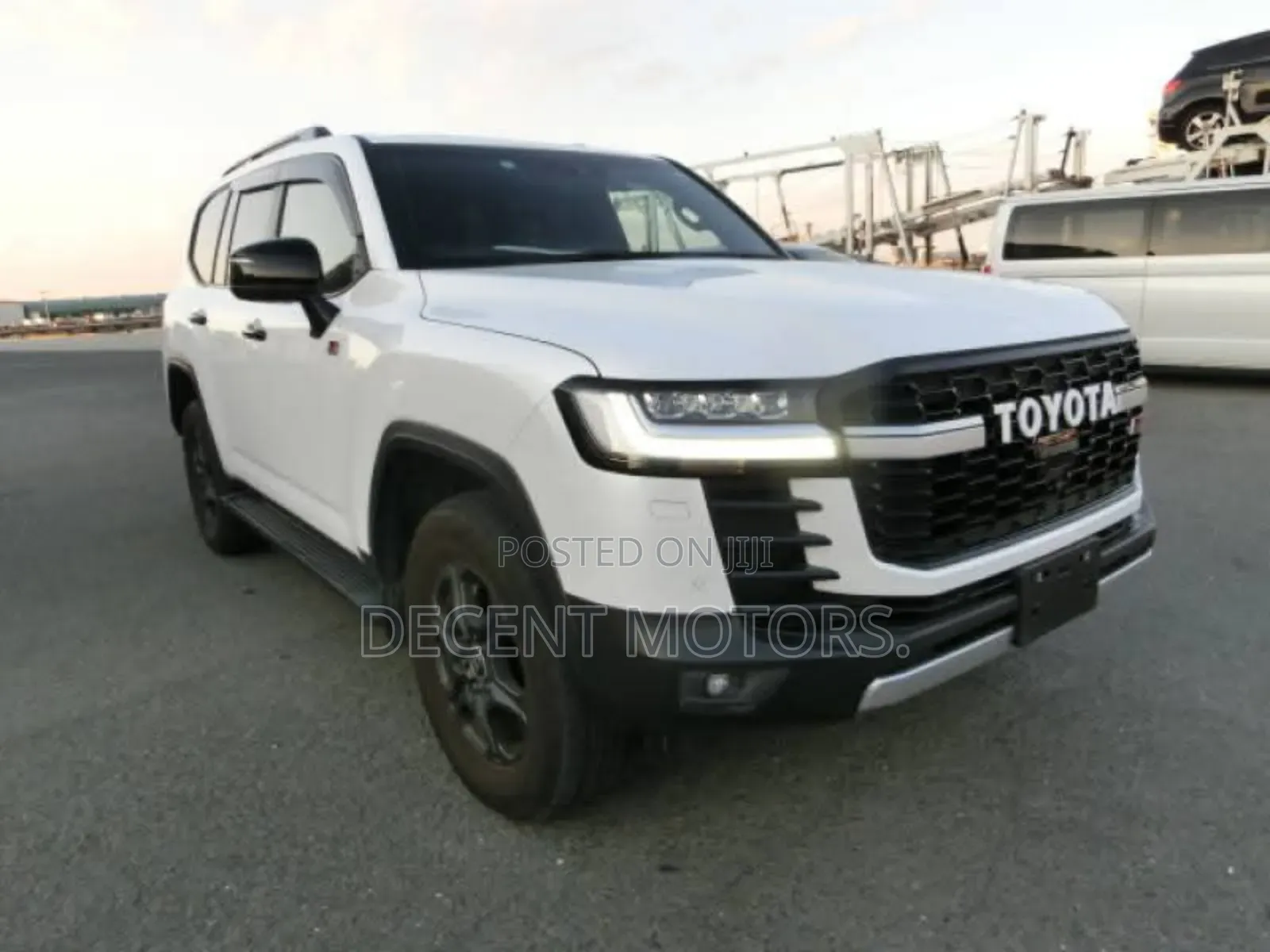 Toyota Land Cruiser 3.3 Diesel 4WD 2021 White