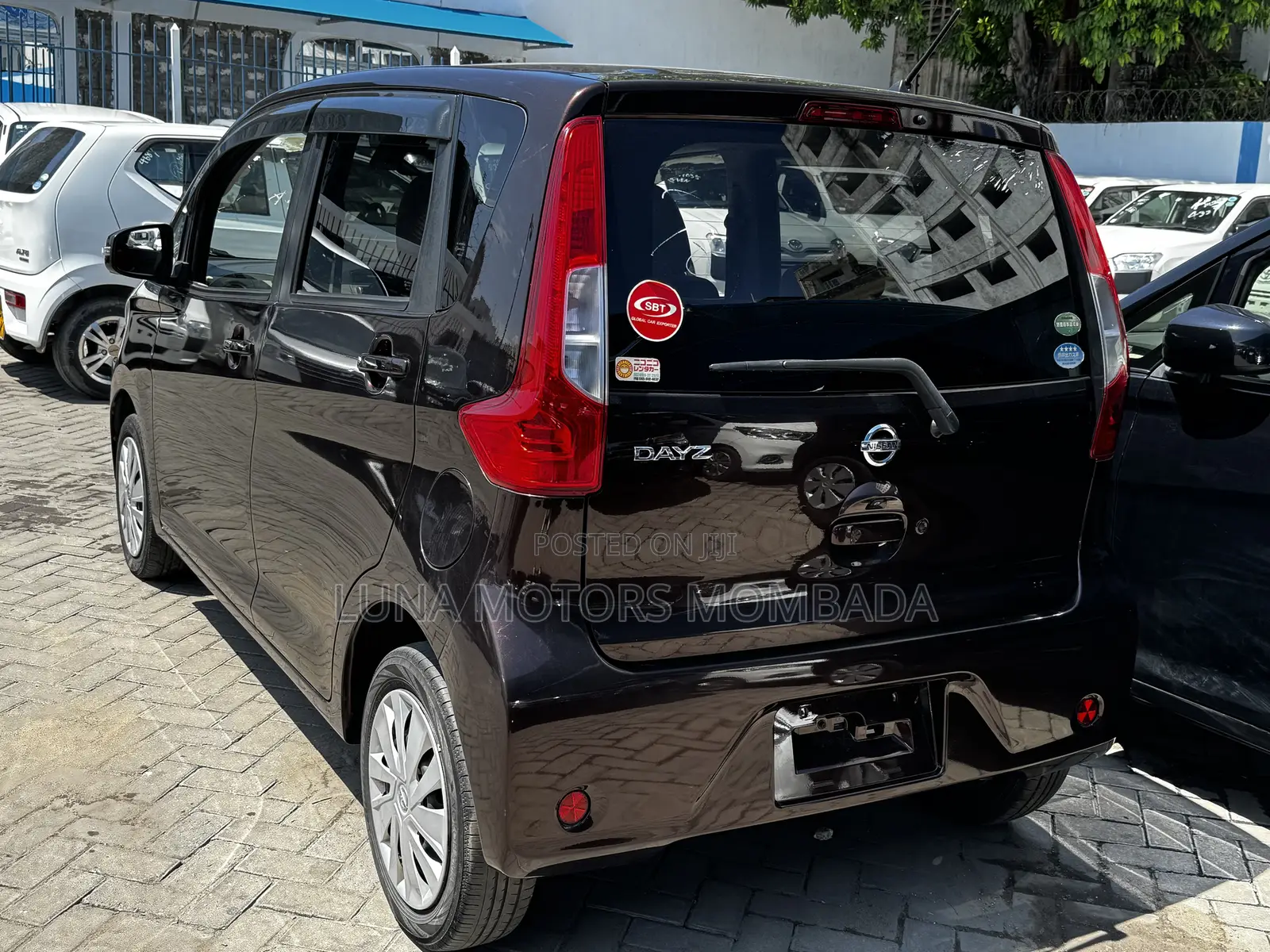 Nissan Dayz 2018 Brown