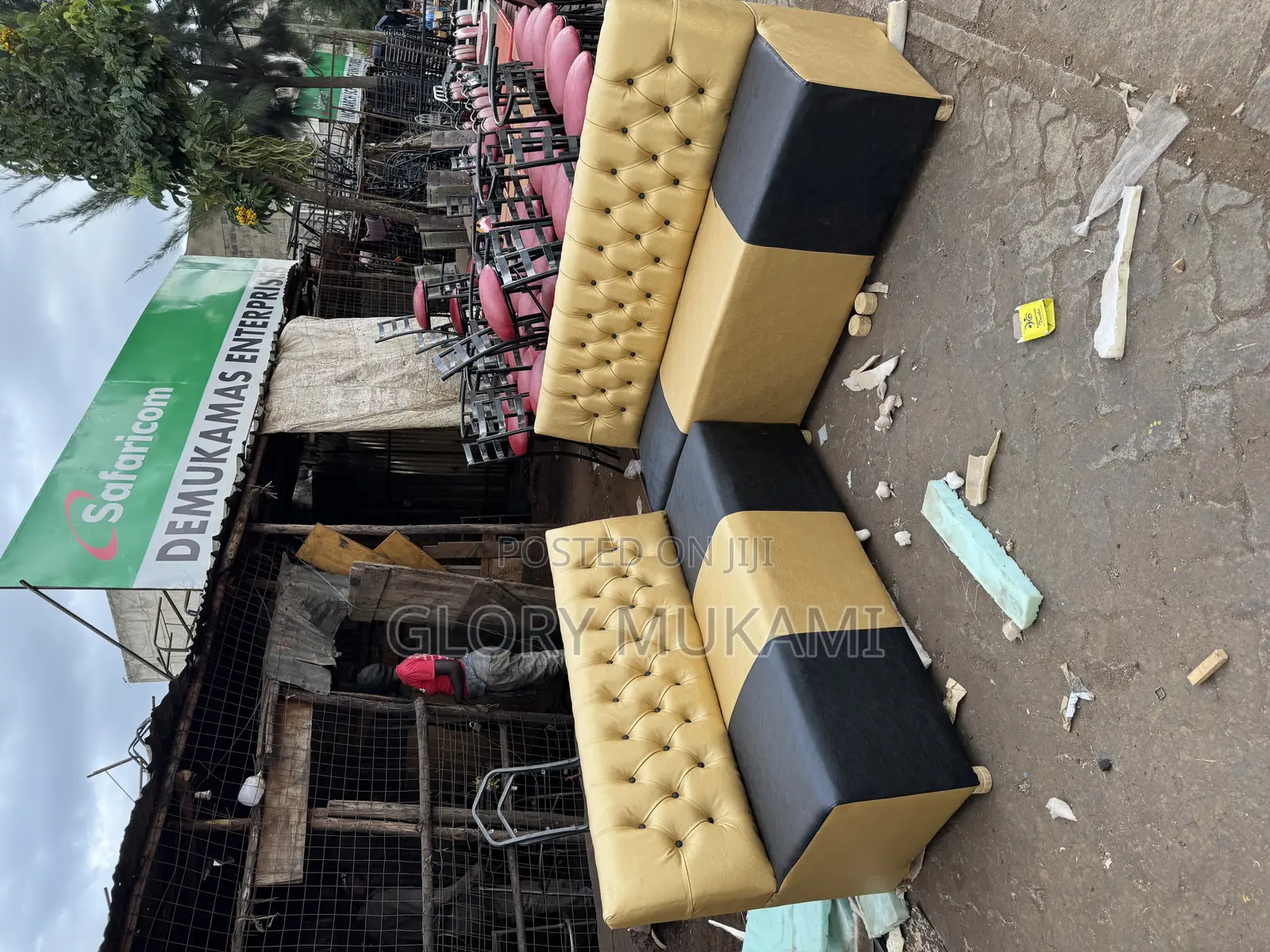 Restaurant And Bar Couch 5 Seater