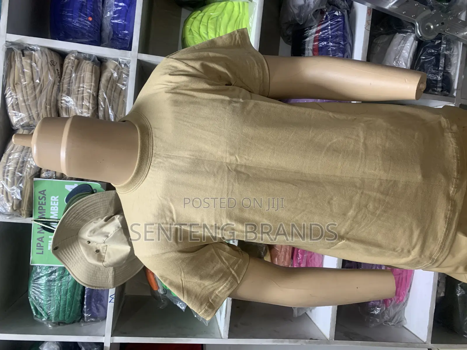 Tshirts Darkbeige