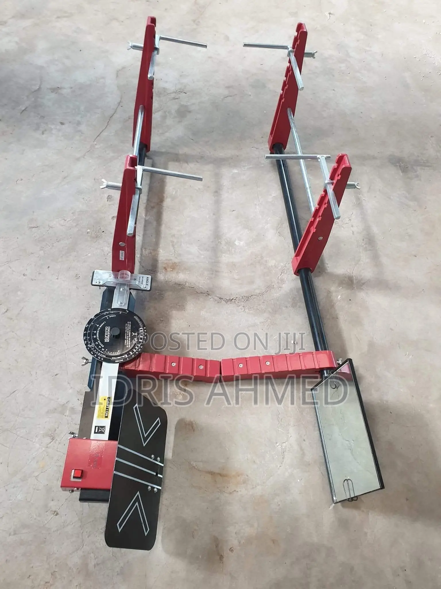 Laser Wheel Alignment Machine