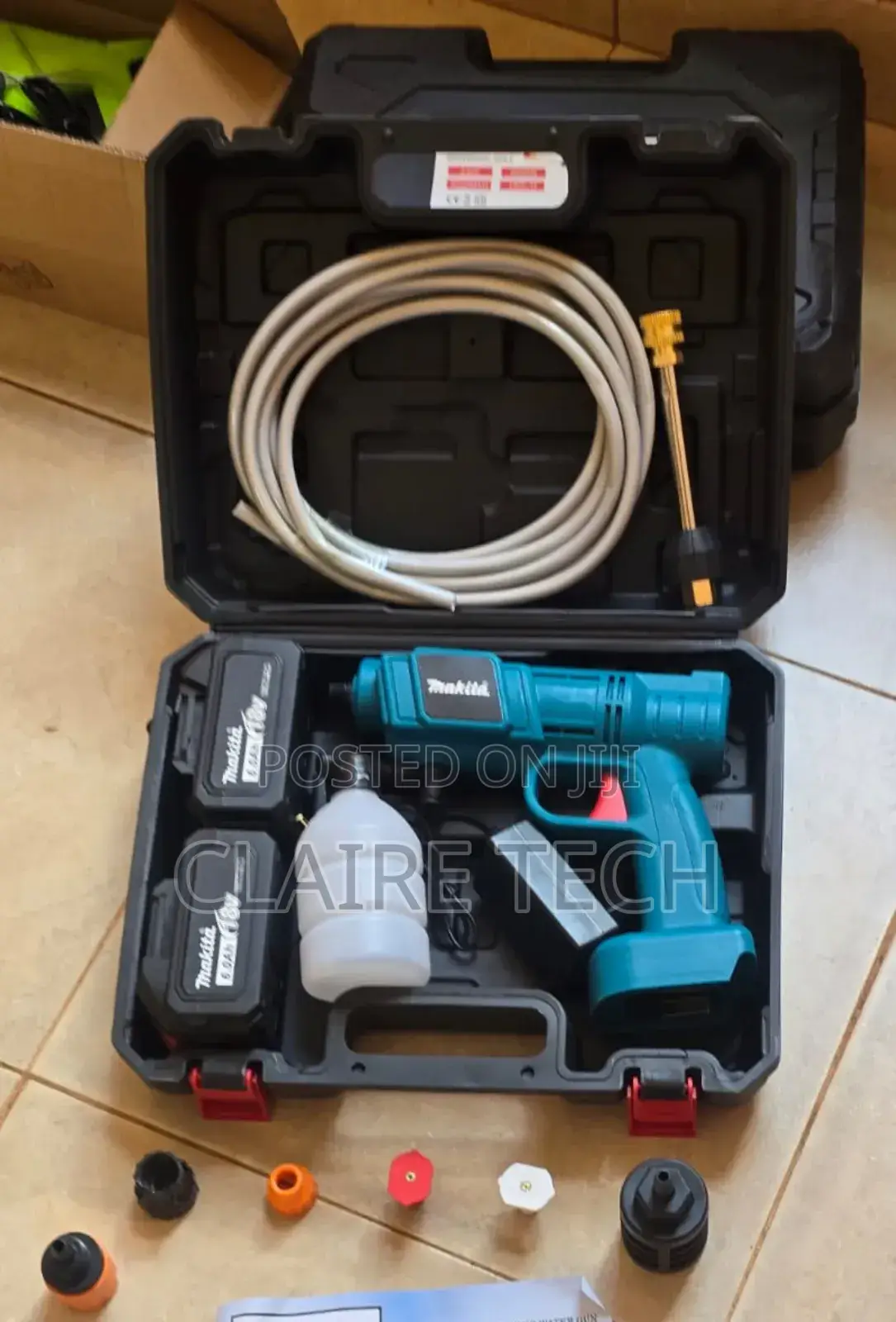 Makita 88v Cordless Carwash Gun With 2 Batteries