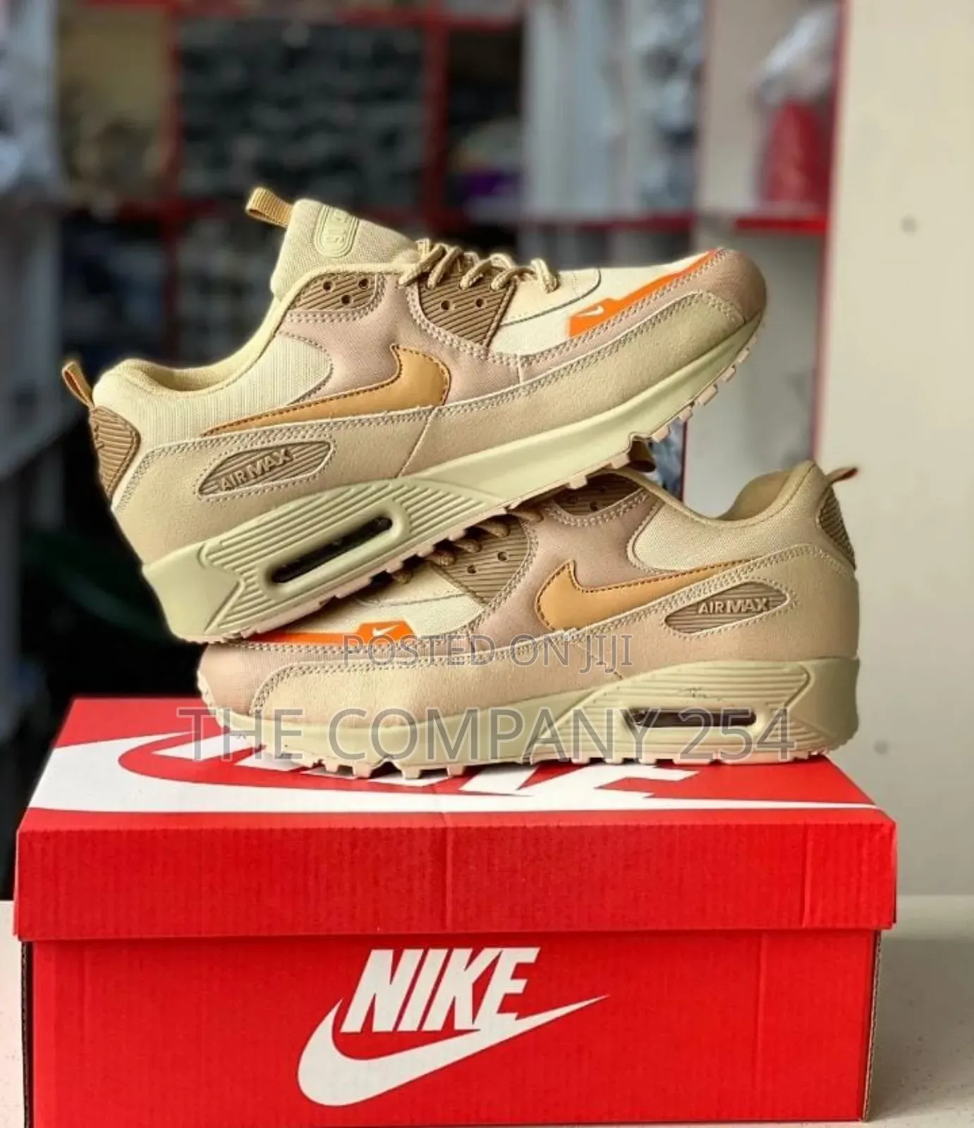 Quality Unisex Leather Airmax Sneakers Shoes Available