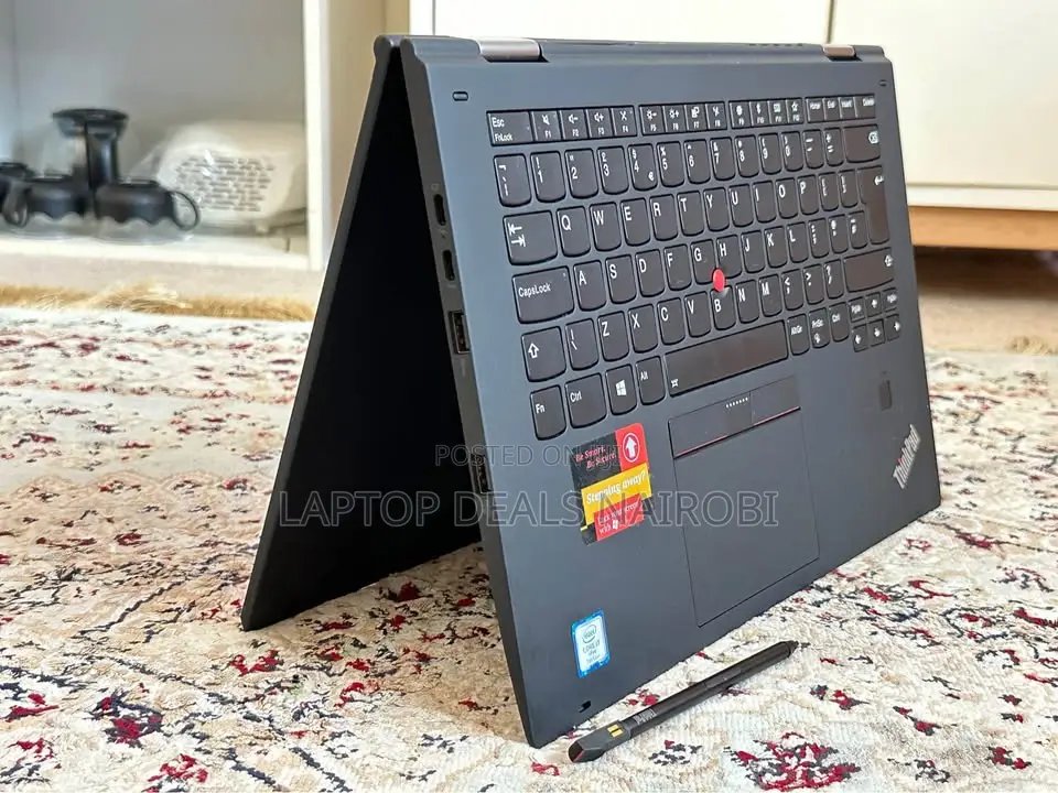 Laptop Lenovo Thinkpad X1 Yoga 16GB Intel Core I5 SSD 512GB