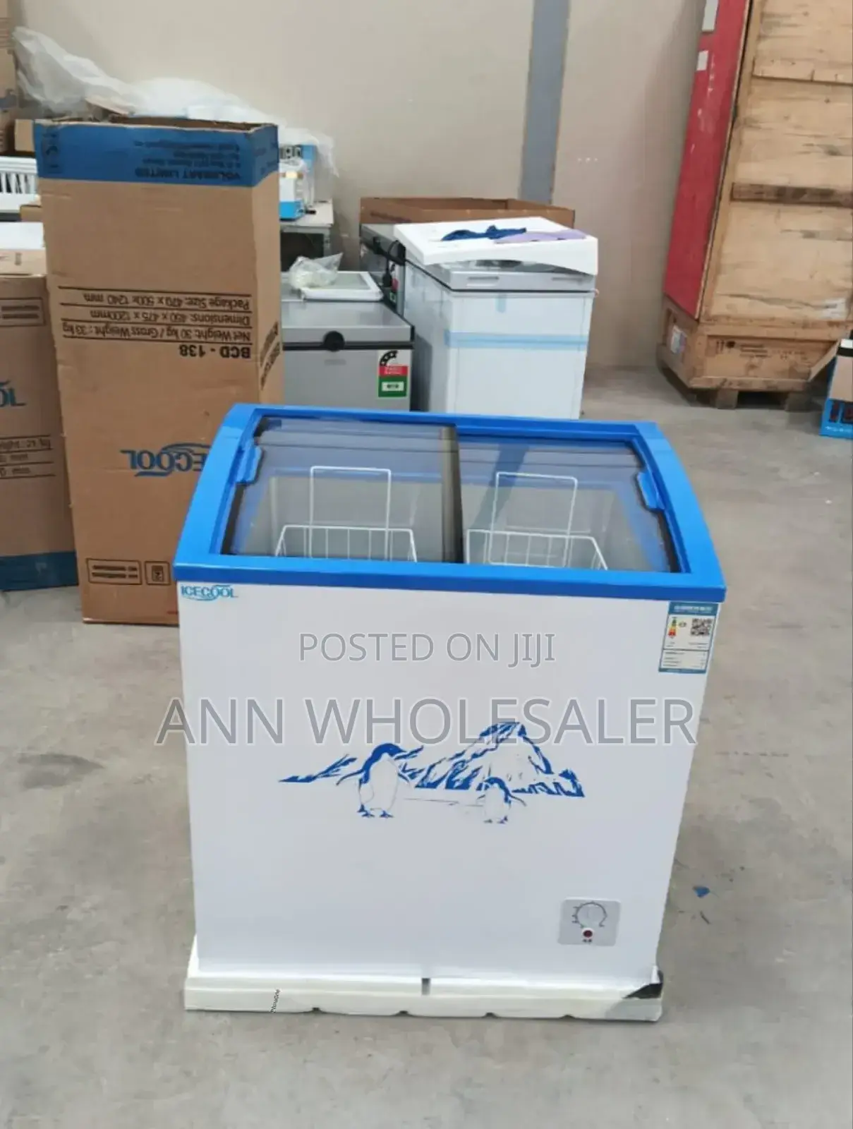 Good Working Icecool 159litres Display Freezer