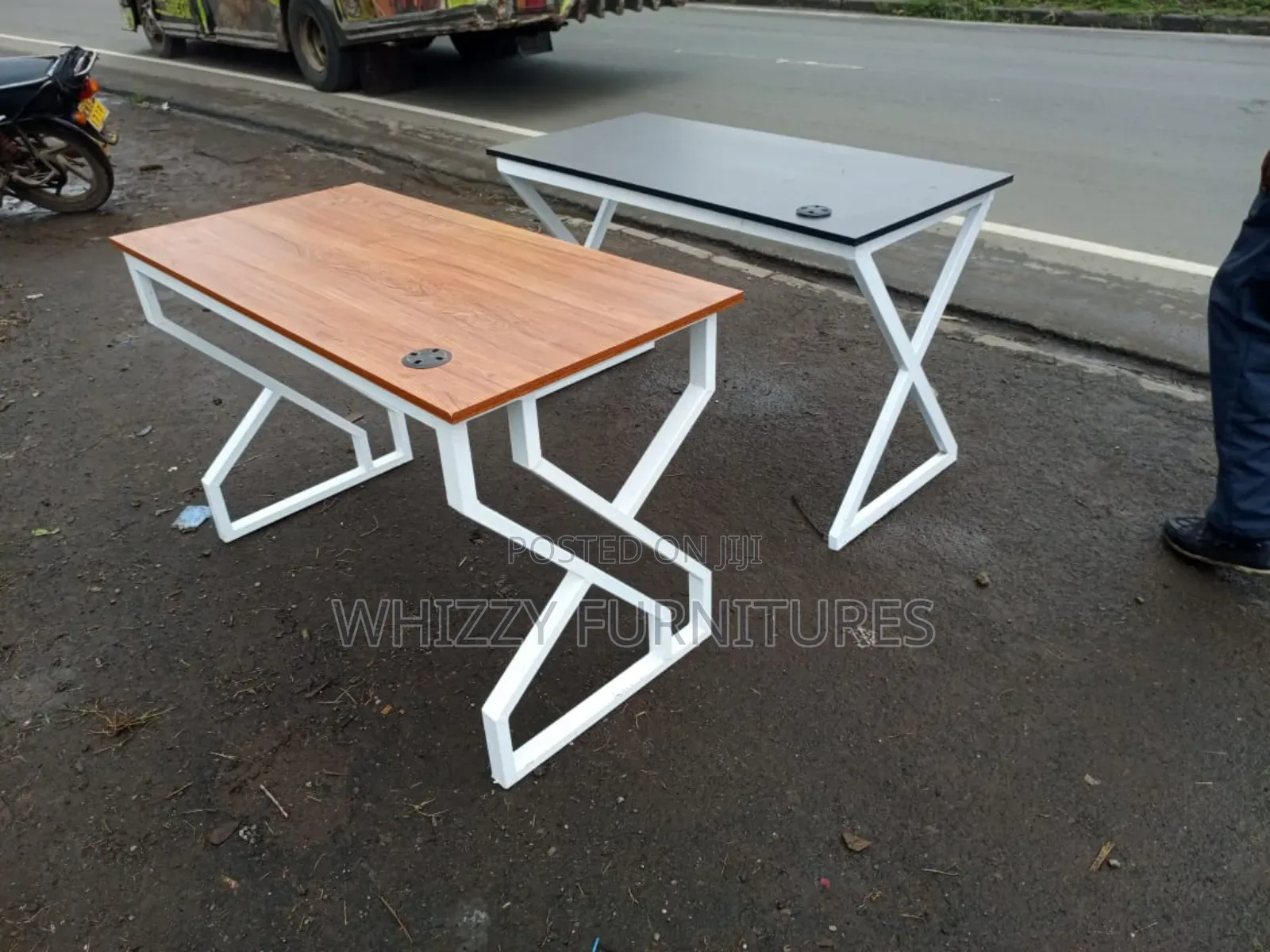Metallic Study Desk Office Desk Office Desk Office Desk