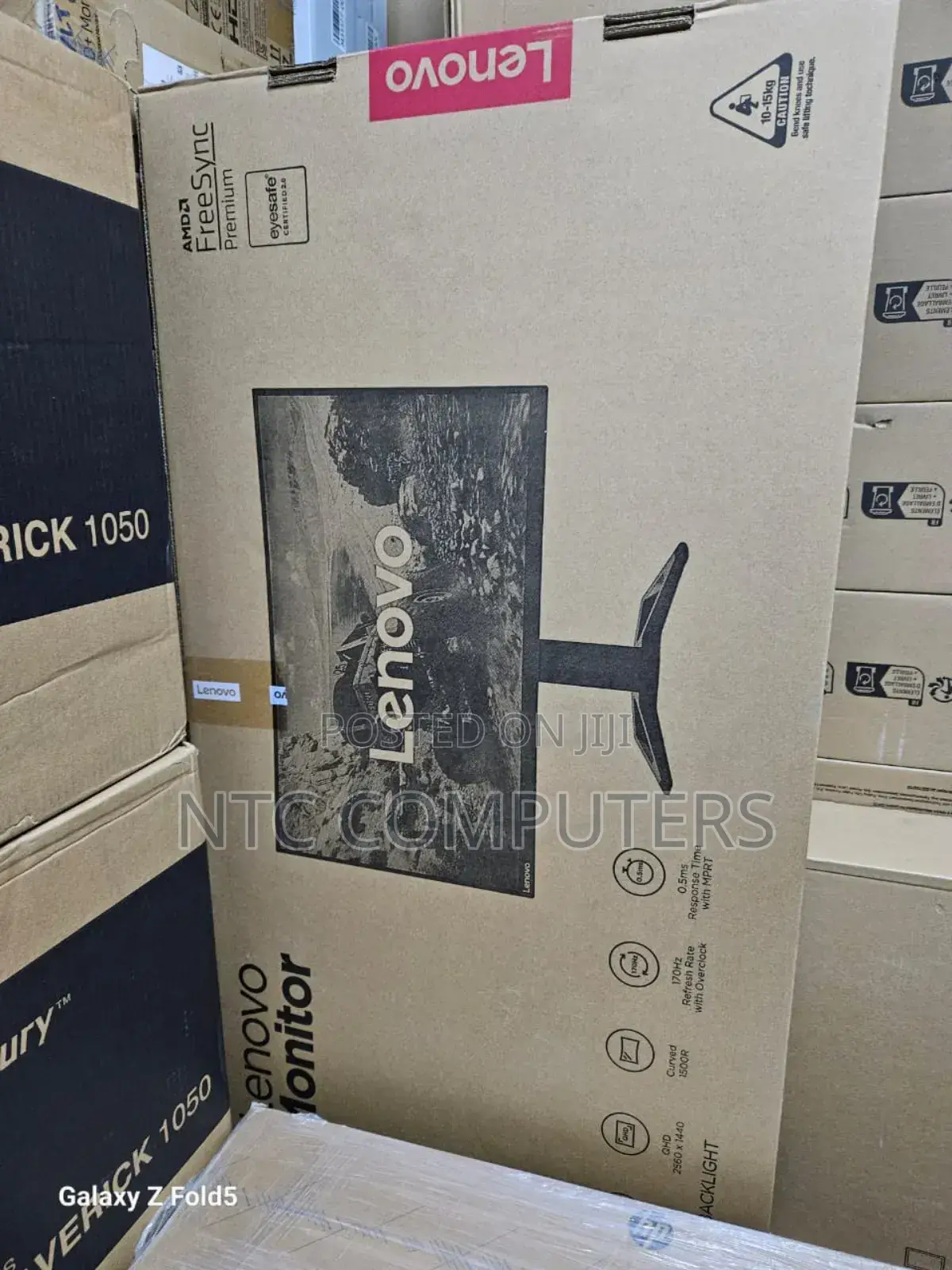 >Lenovo G32qc-30 31.5" QHD Curved Gaming Monitor, >