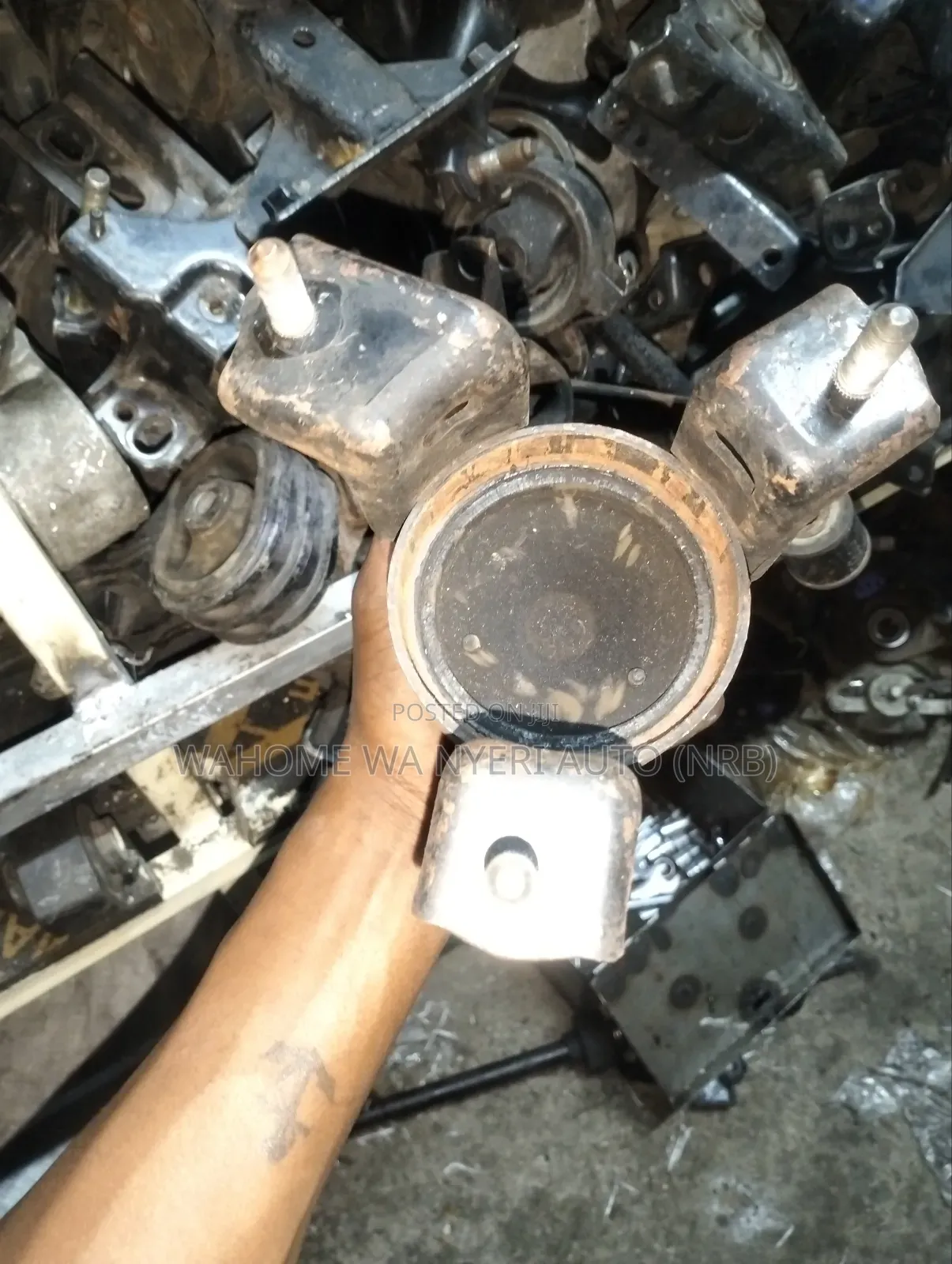 Engine Mounting Harrier Old Model,Alphard,Vellfire
