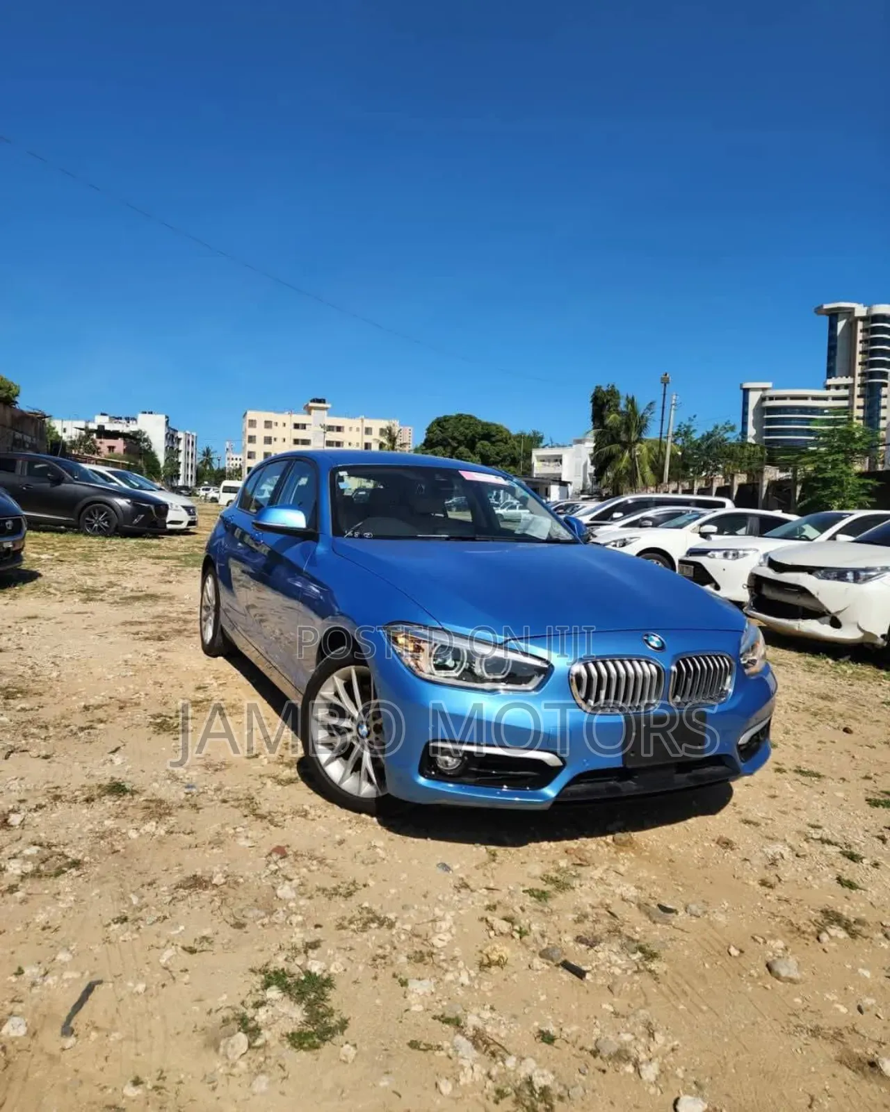BMW 118i 2019 Blue
