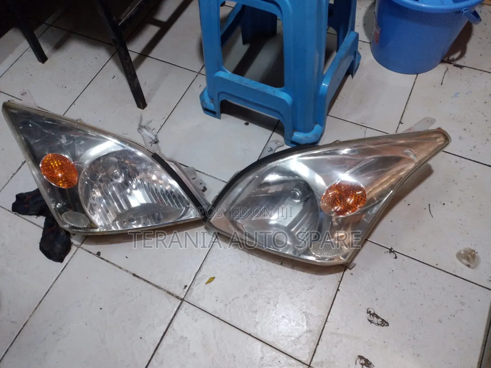Prado 120 Headlight