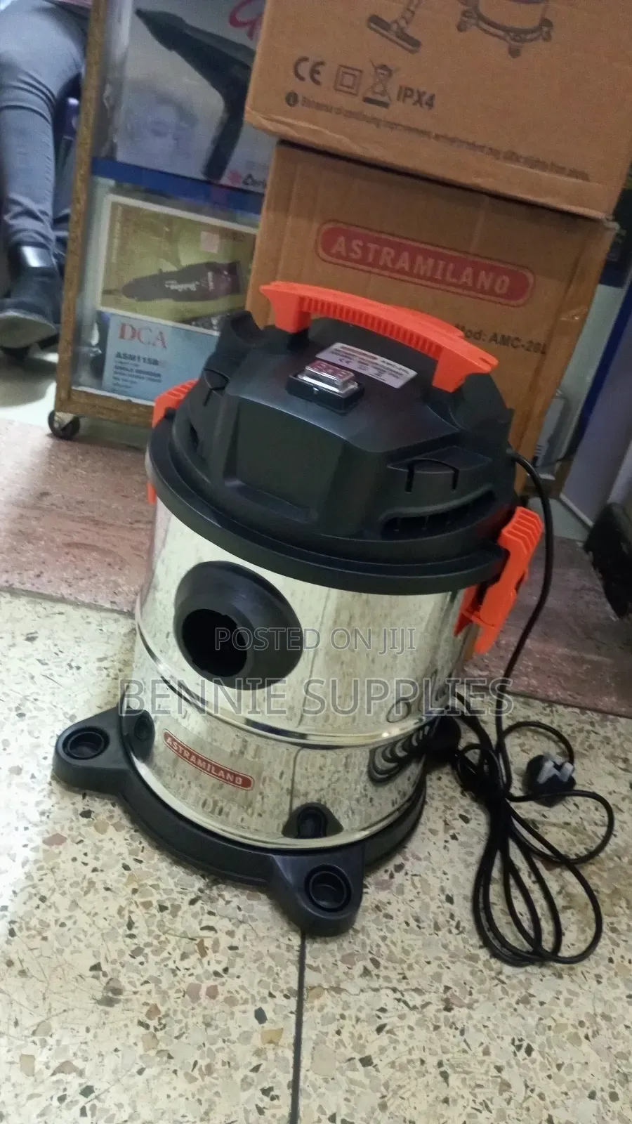 Astramilano Wet and Dry Vacuum Cleaner/ 20l Vacuum Cleaner