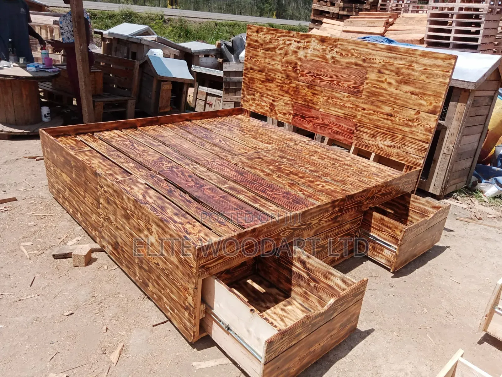 King Bed Emporium/ 5x6bed