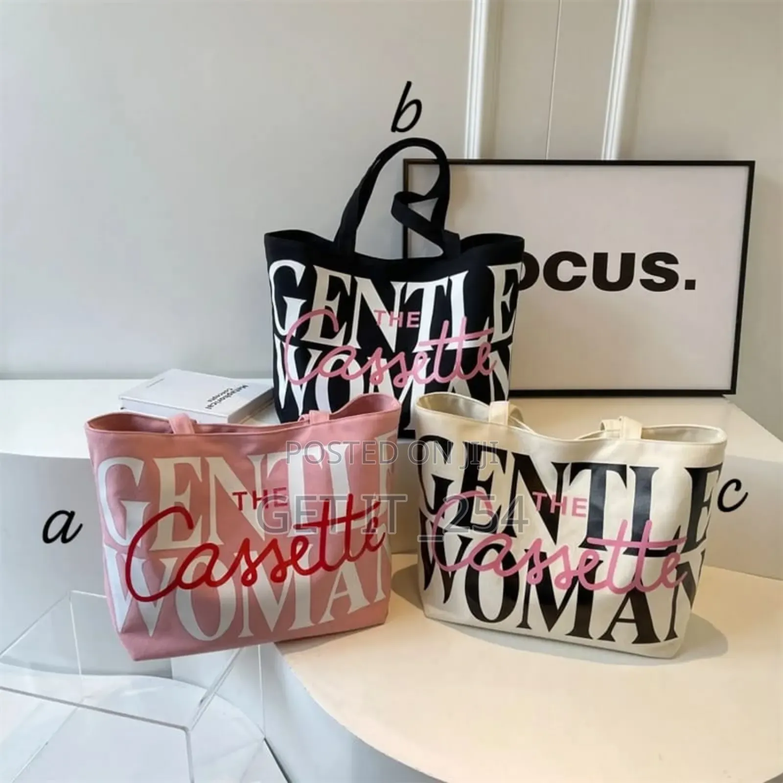 *Gentle Woman Tote Bag at KSHS 1500*
 Size:40x7x32cm