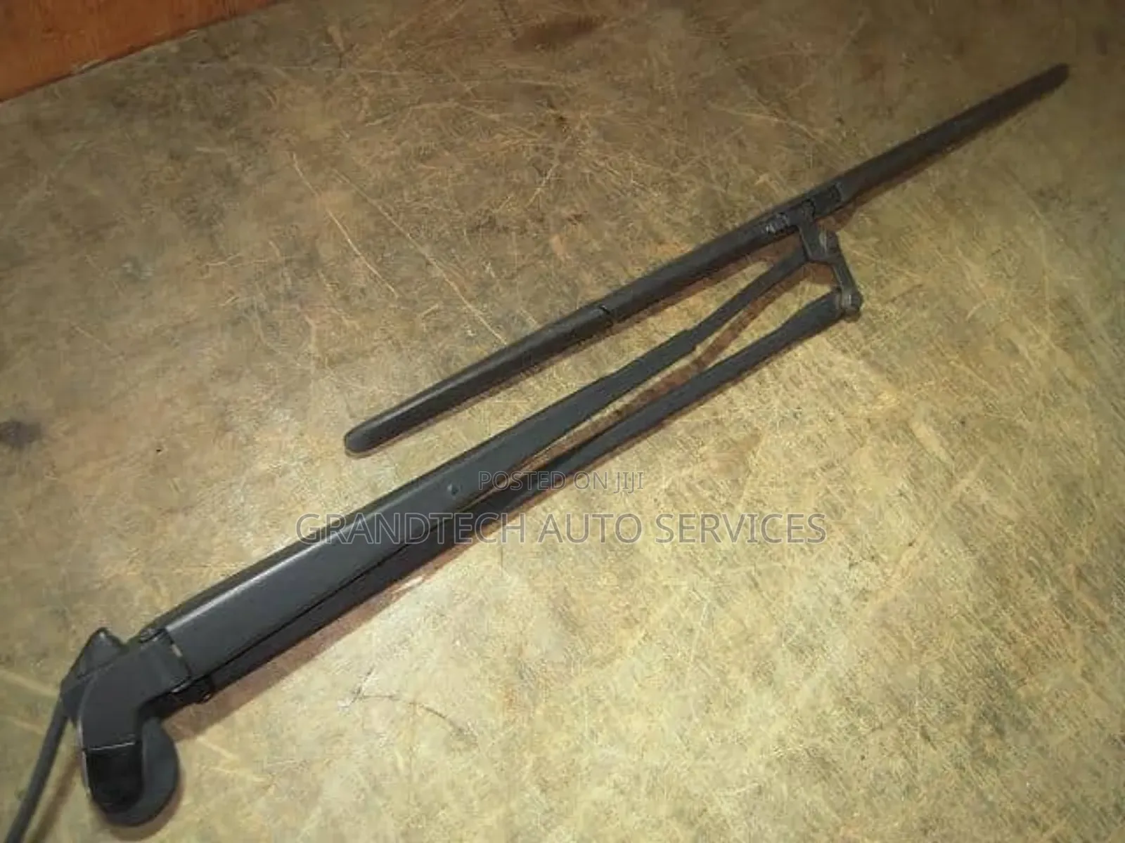 Toyota Vitz/Yaris 2012 Wiper Arm.