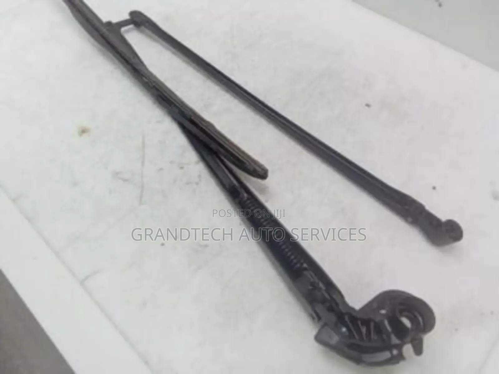 Toyota Vitz 2012- 2021 Wiper Arm.