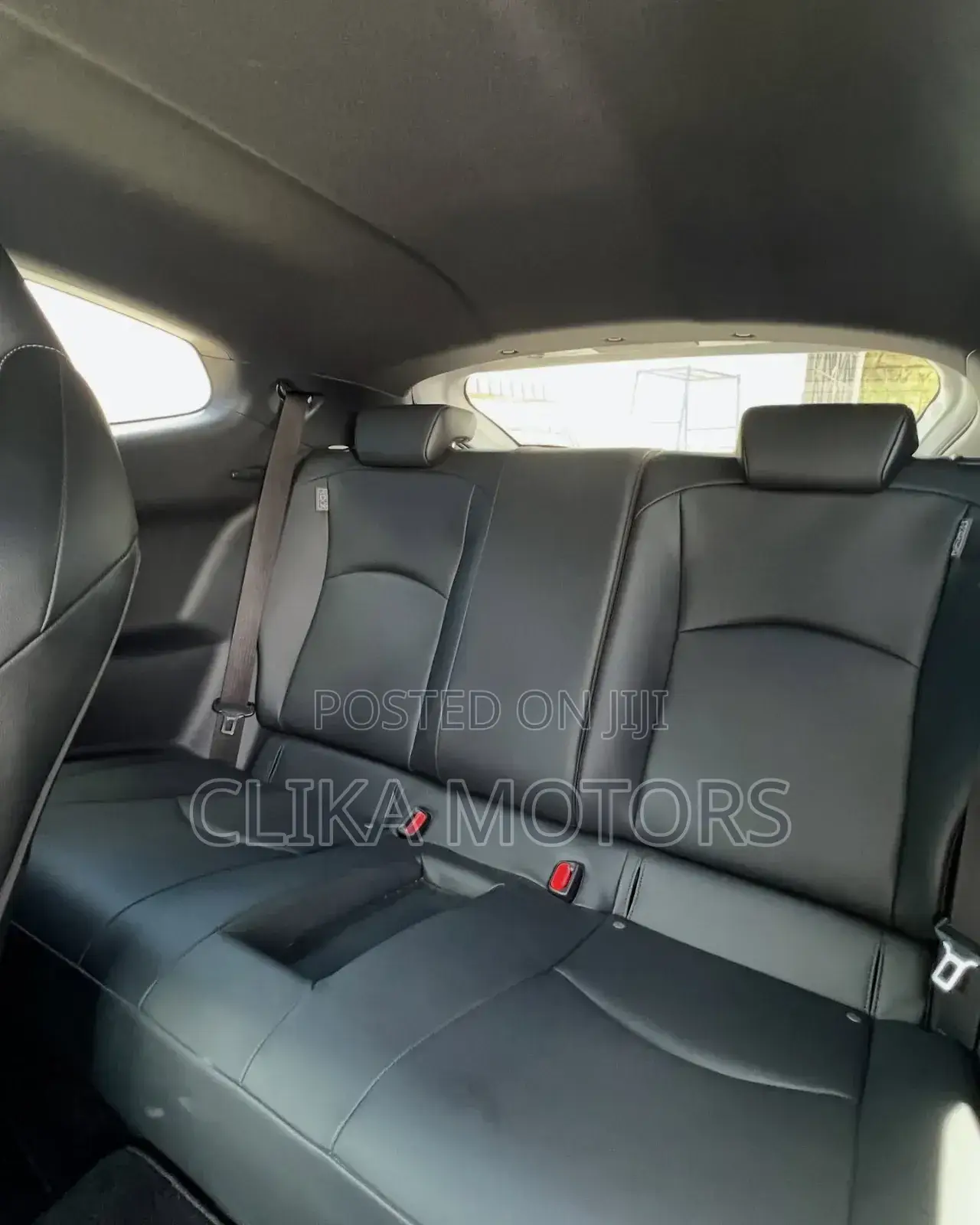 Toyota Yaris 2021 White