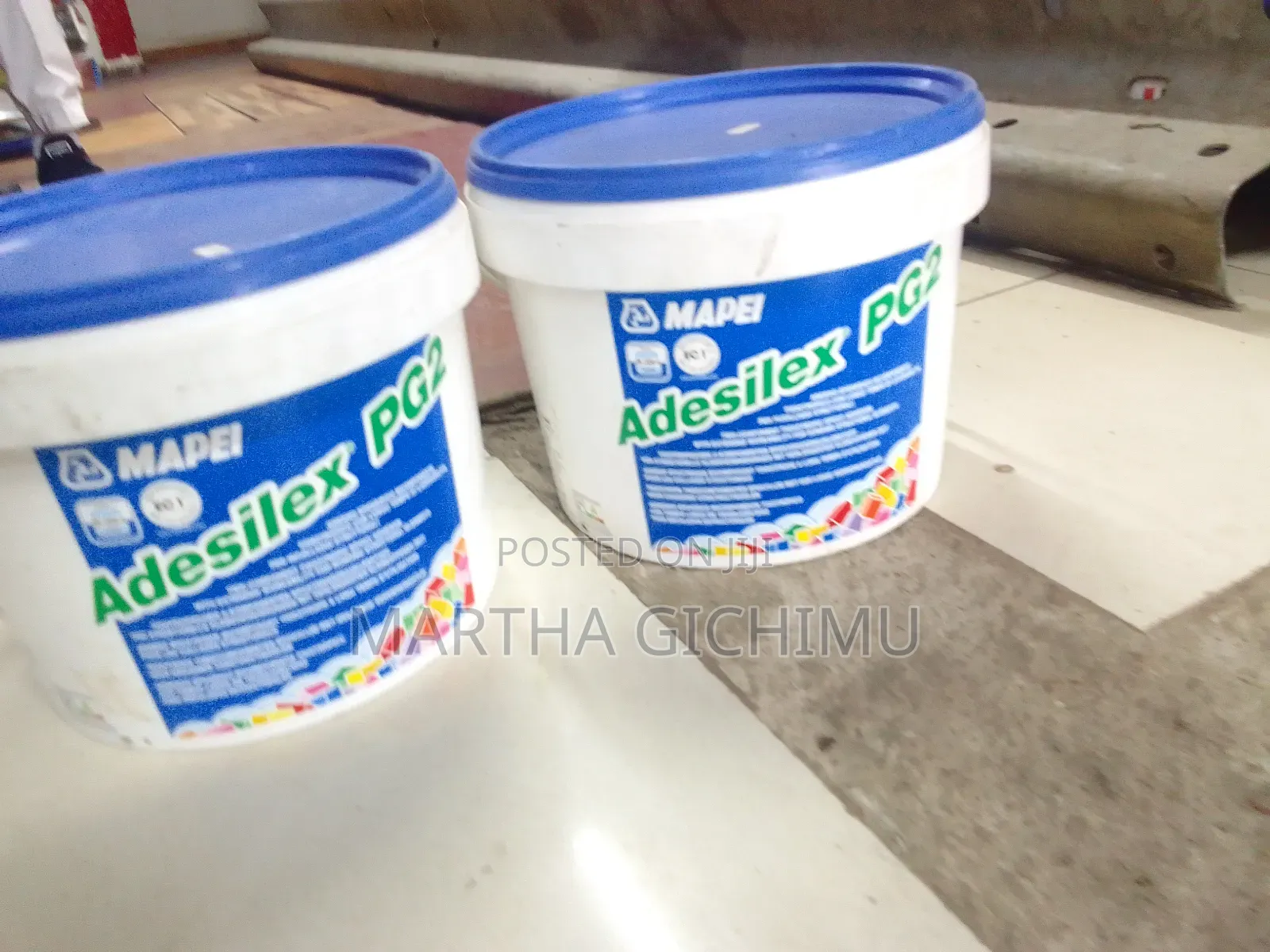 Adesilex Pg2 (Mapei)