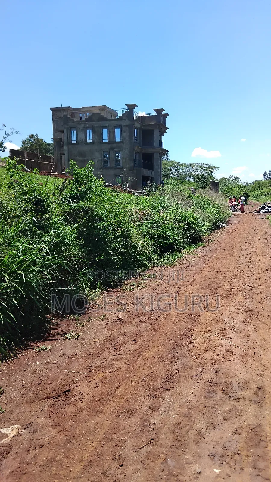 Toll, Twiga Estate 40x80 Plots.